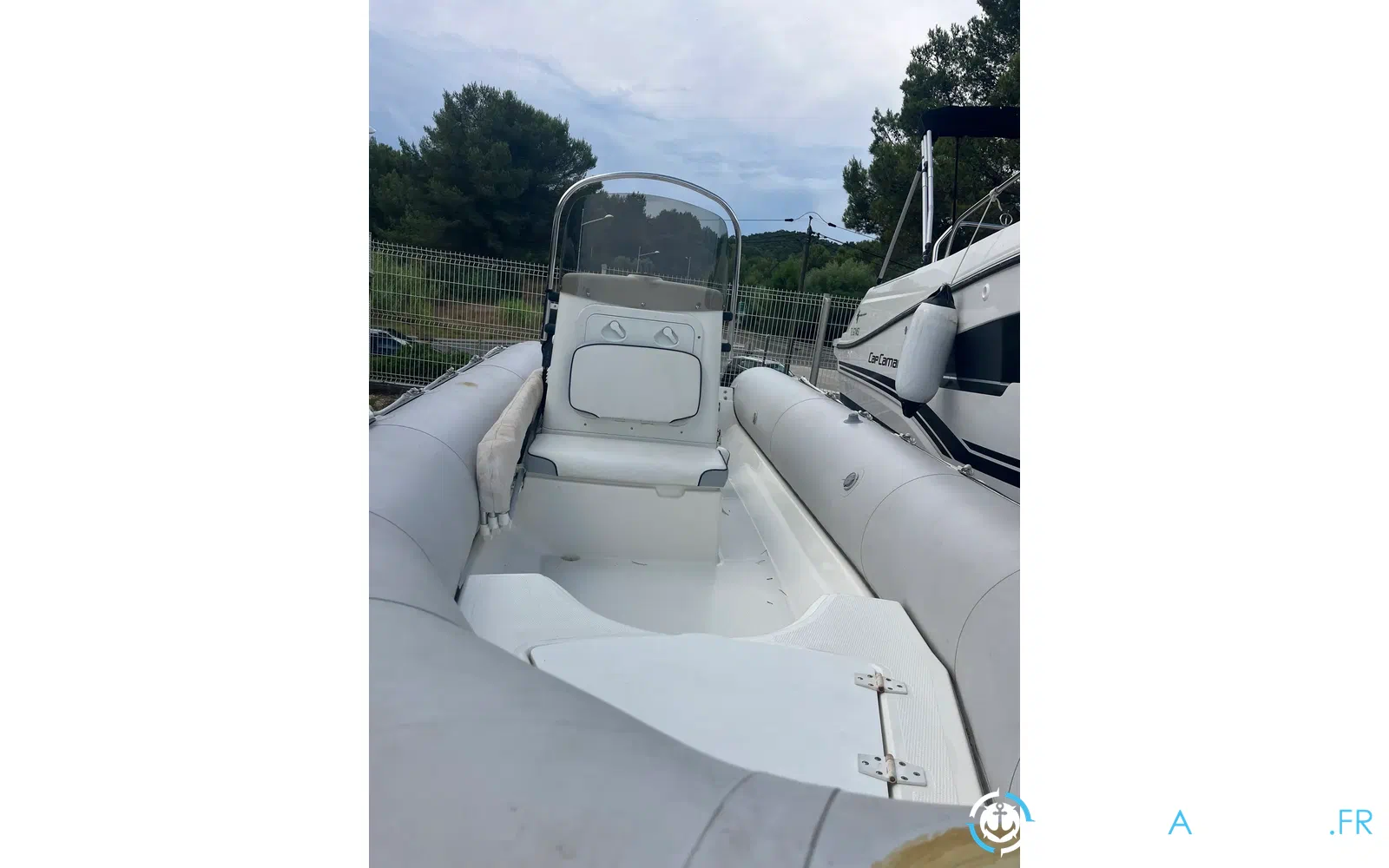 slider 11 Zodiac BOMBARD EXPLORER SB 550