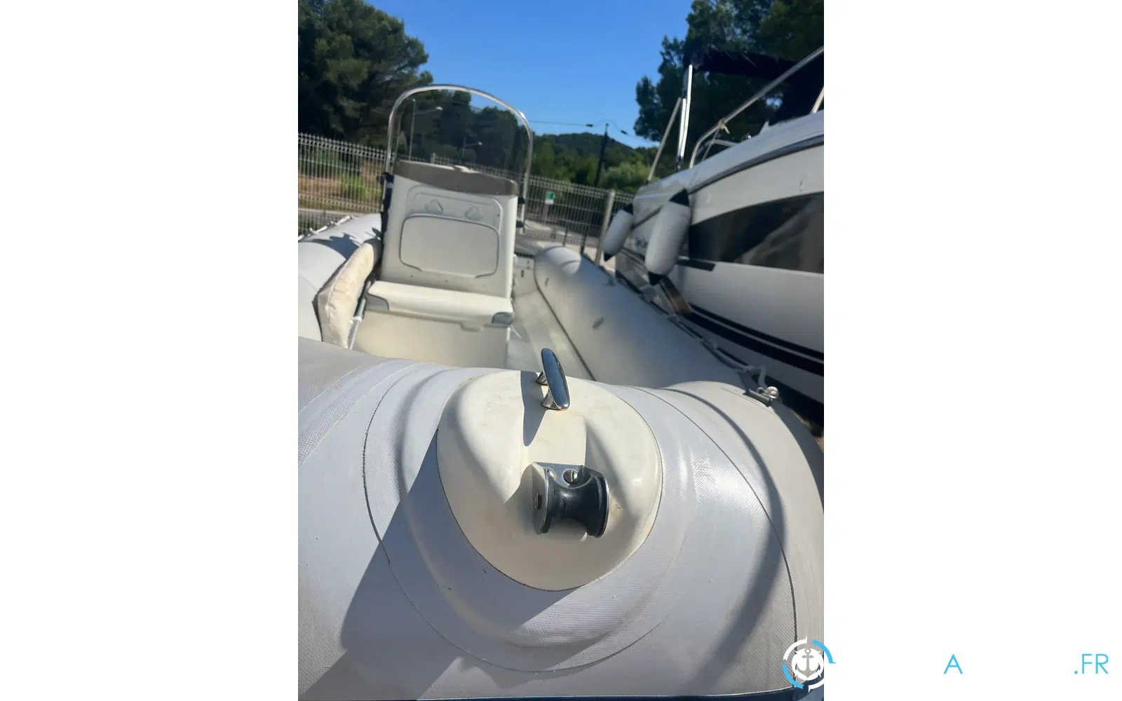 slider 12 Zodiac BOMBARD EXPLORER SB 550