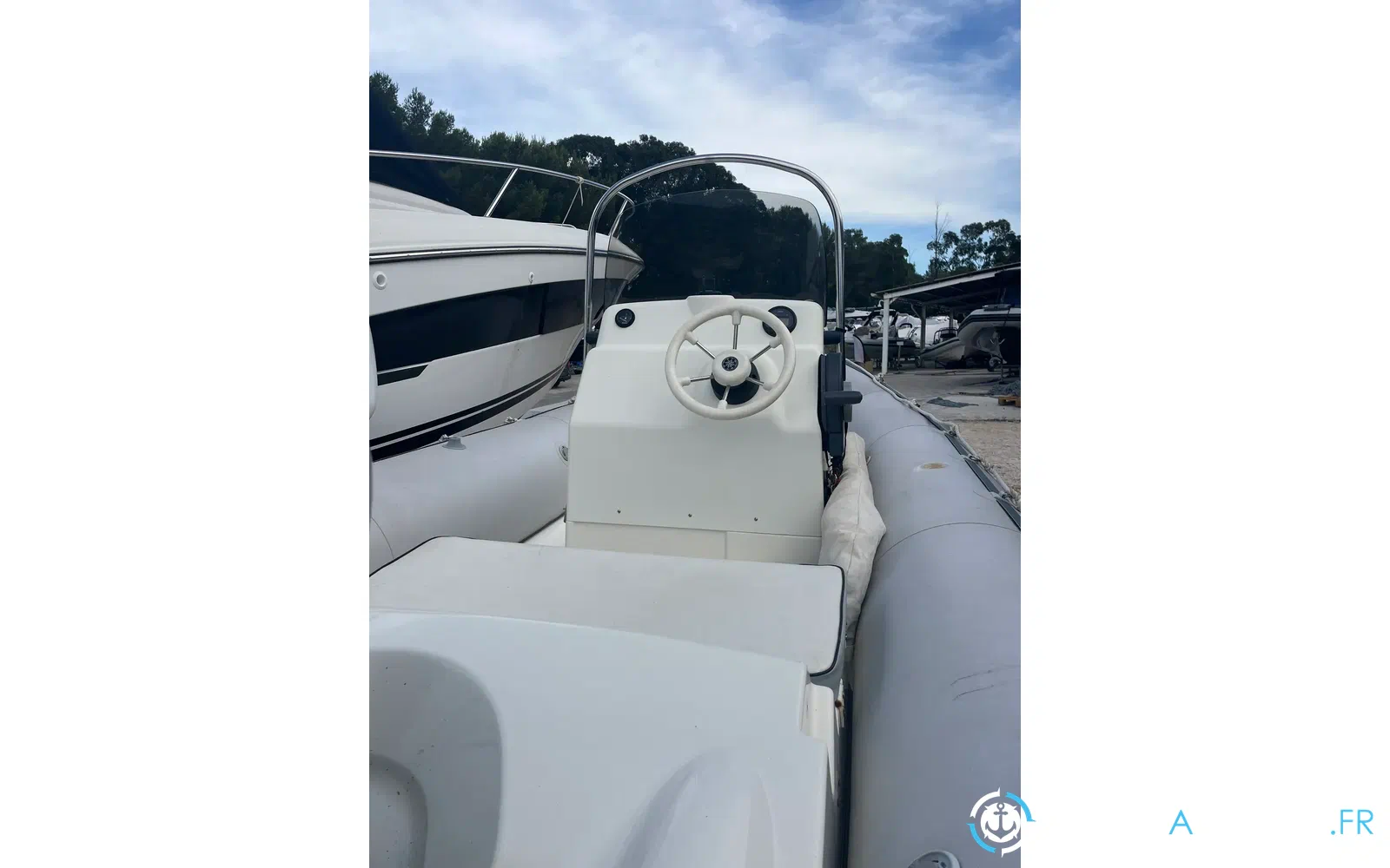 slider 8 Zodiac BOMBARD EXPLORER SB 550