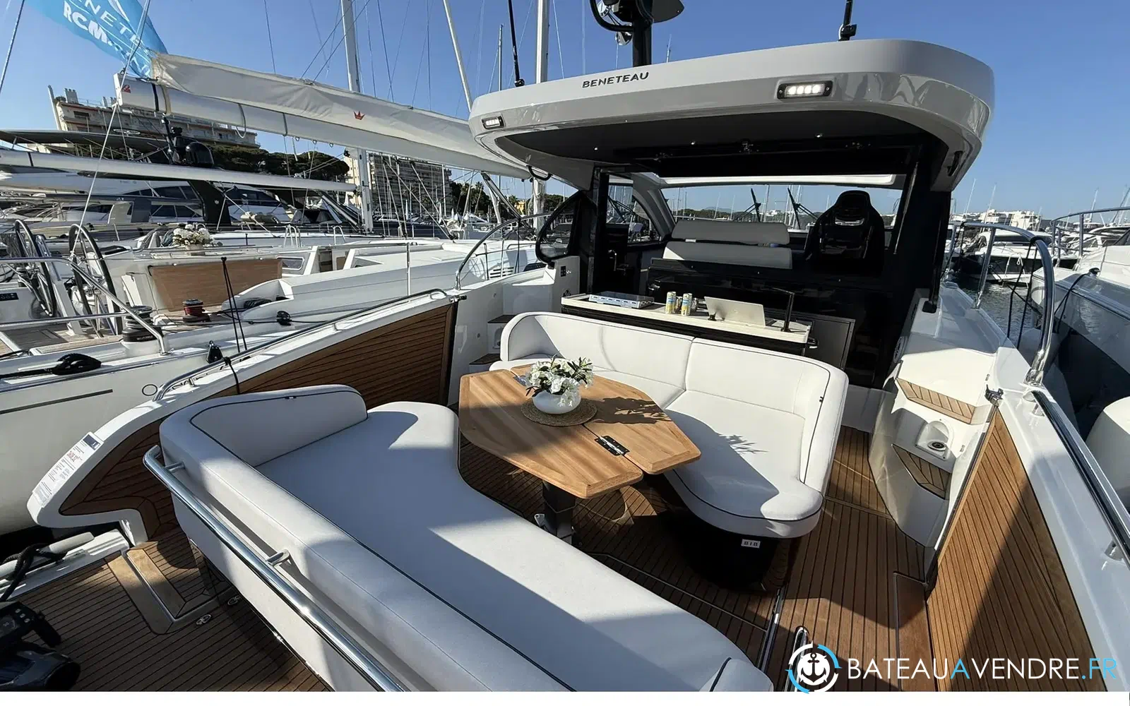 slider 1 Beneteau Gran Turismo 40