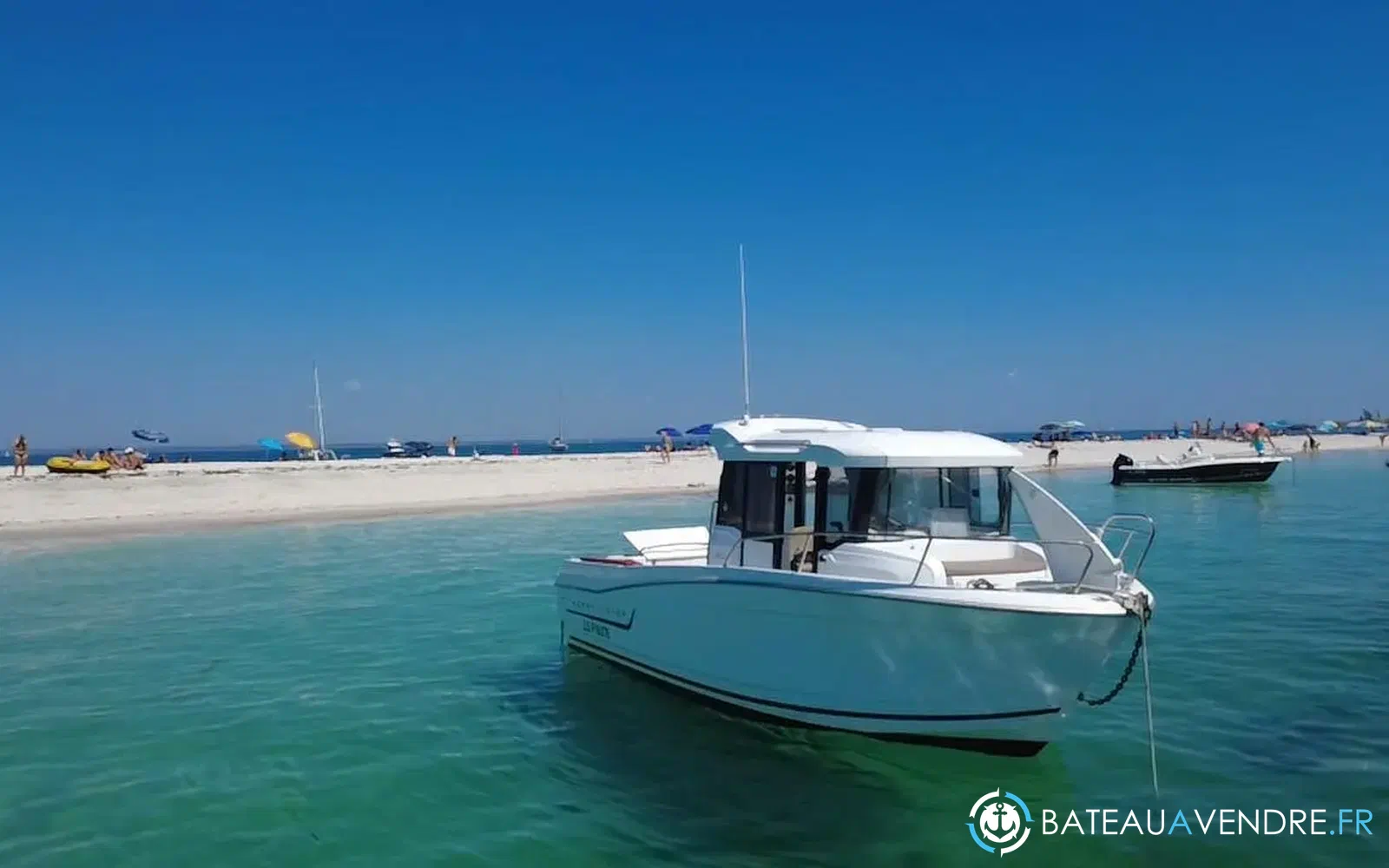 slider 0 Jeanneau Merry Fisher 695