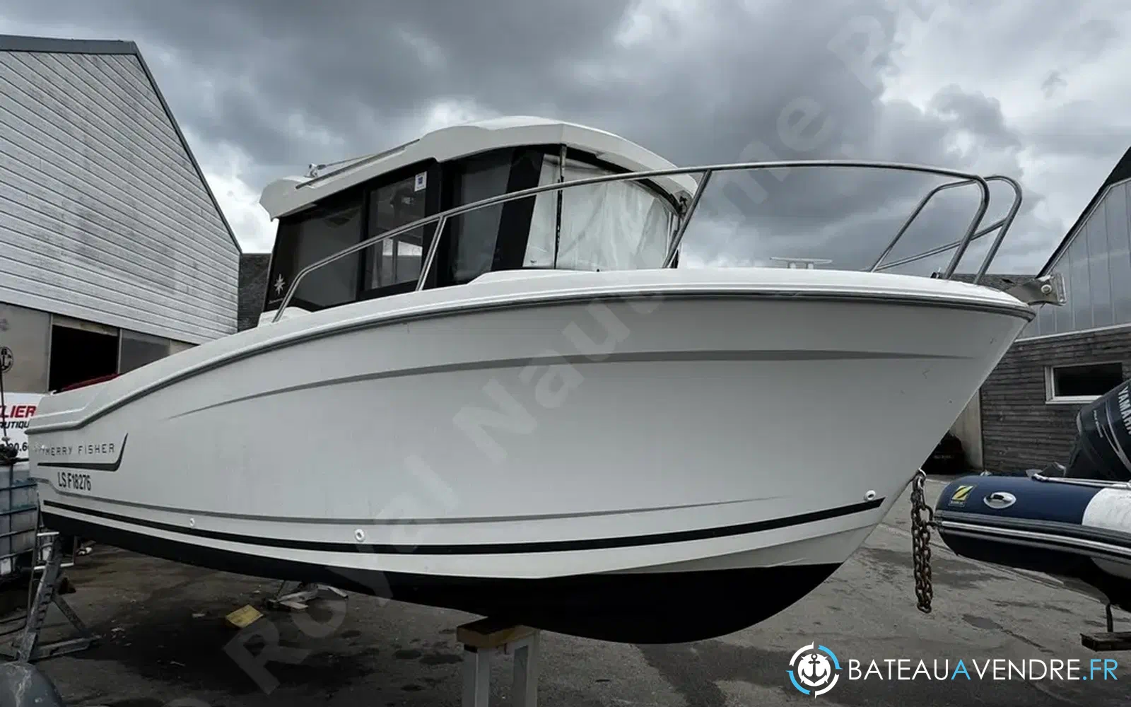 slider 1 Jeanneau Merry Fisher 695