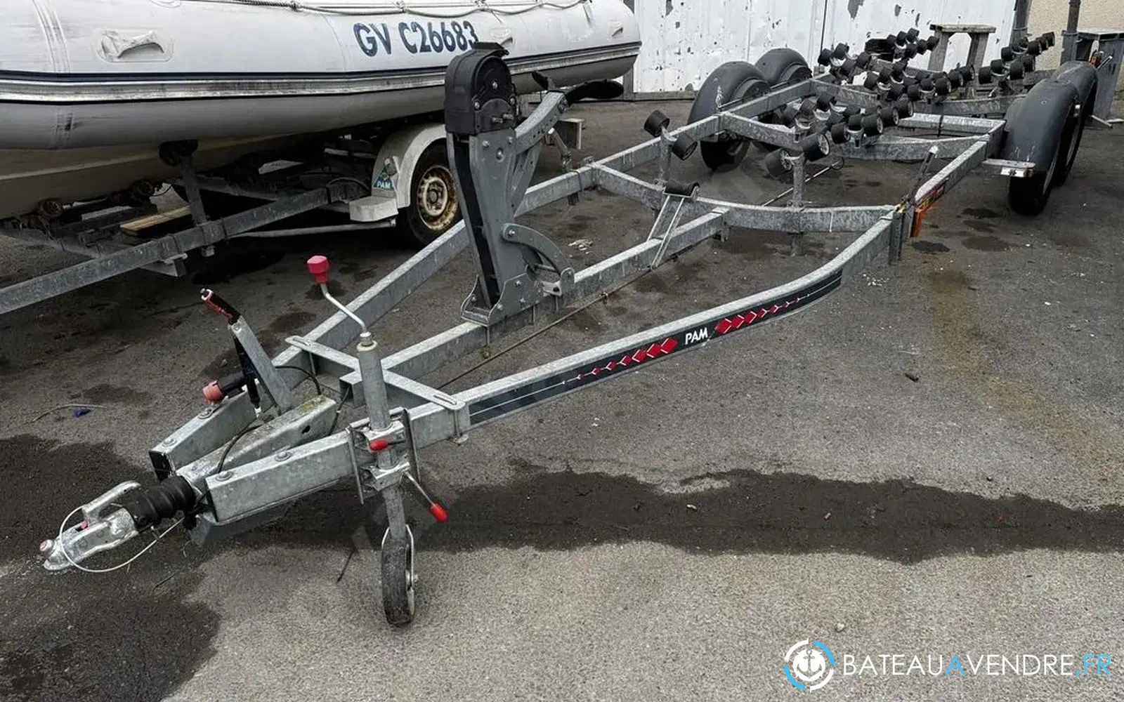 slider 19 Jeanneau Merry Fisher 695
