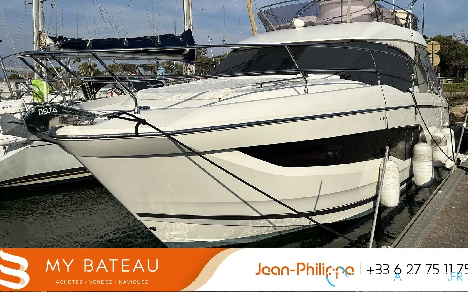 slider 0 Prestige Yachts 420 Fly