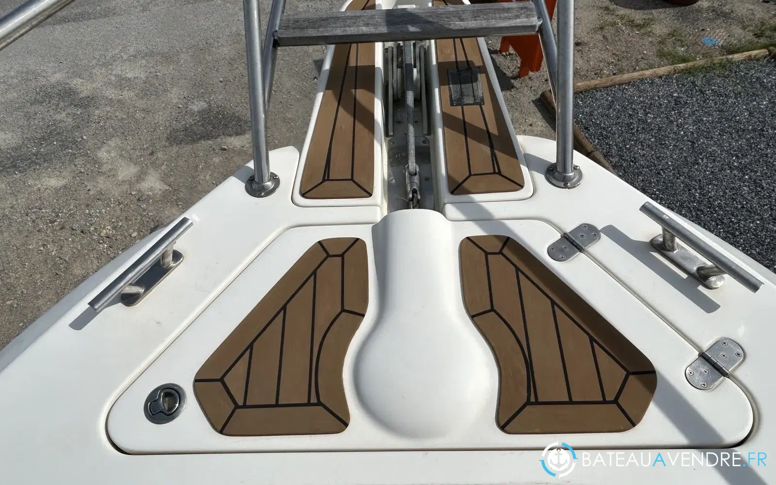 slider 11 Capelli Tempest 900 WA