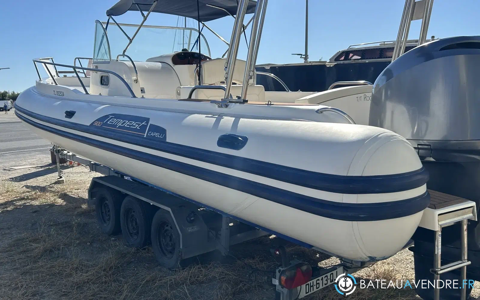 slider 6 Capelli Tempest 900 WA