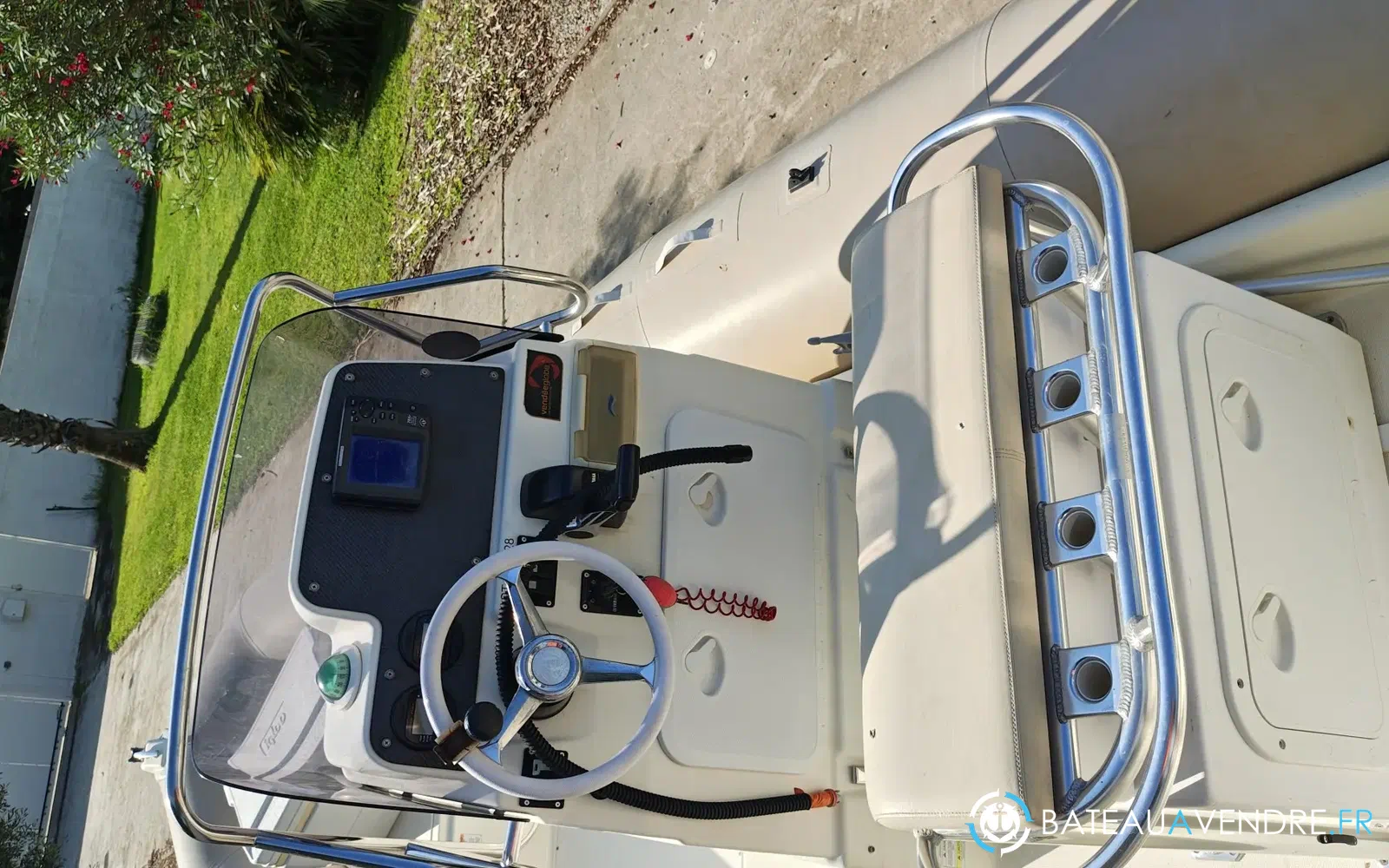 slider 3 Zodiac Pro Open 650