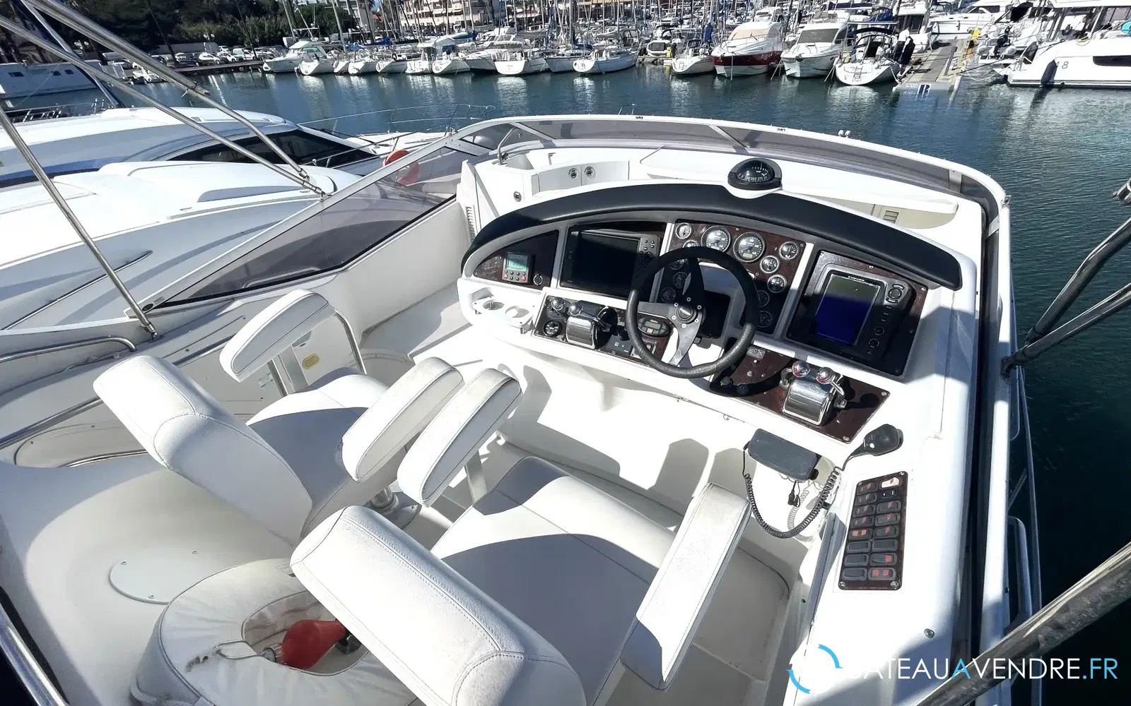 slider 8 Carver 38 Super Sport