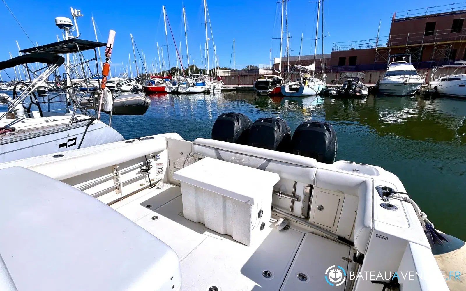 slider 9 Boston Whaler 370 Outrage