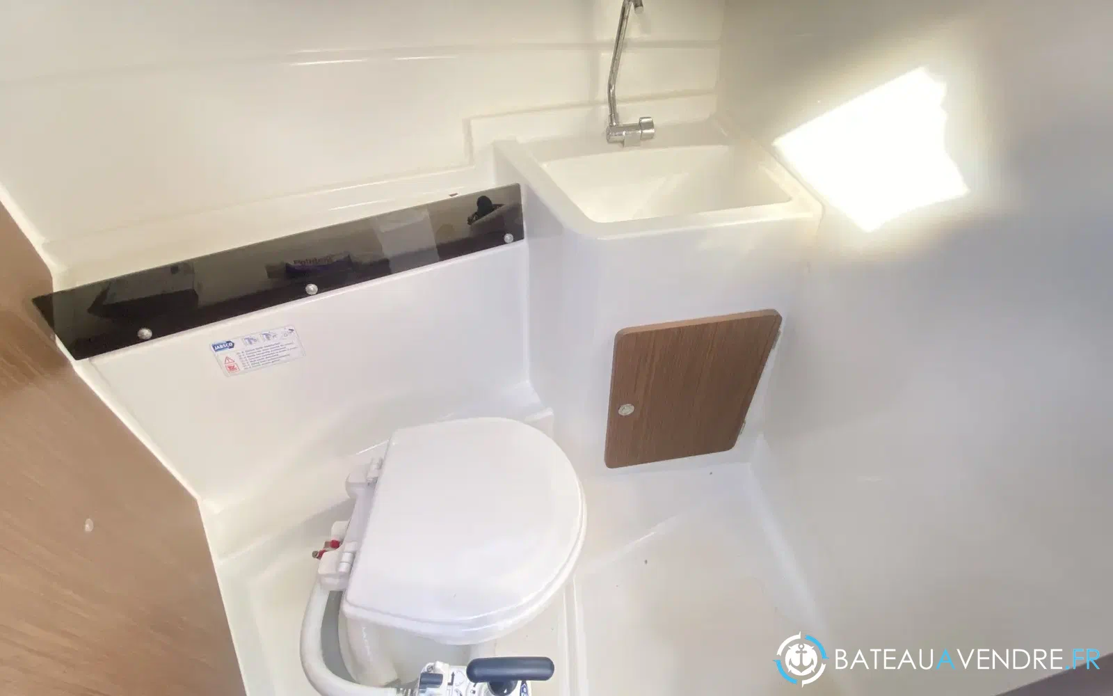 slider 13 Beneteau Antares 8 OB