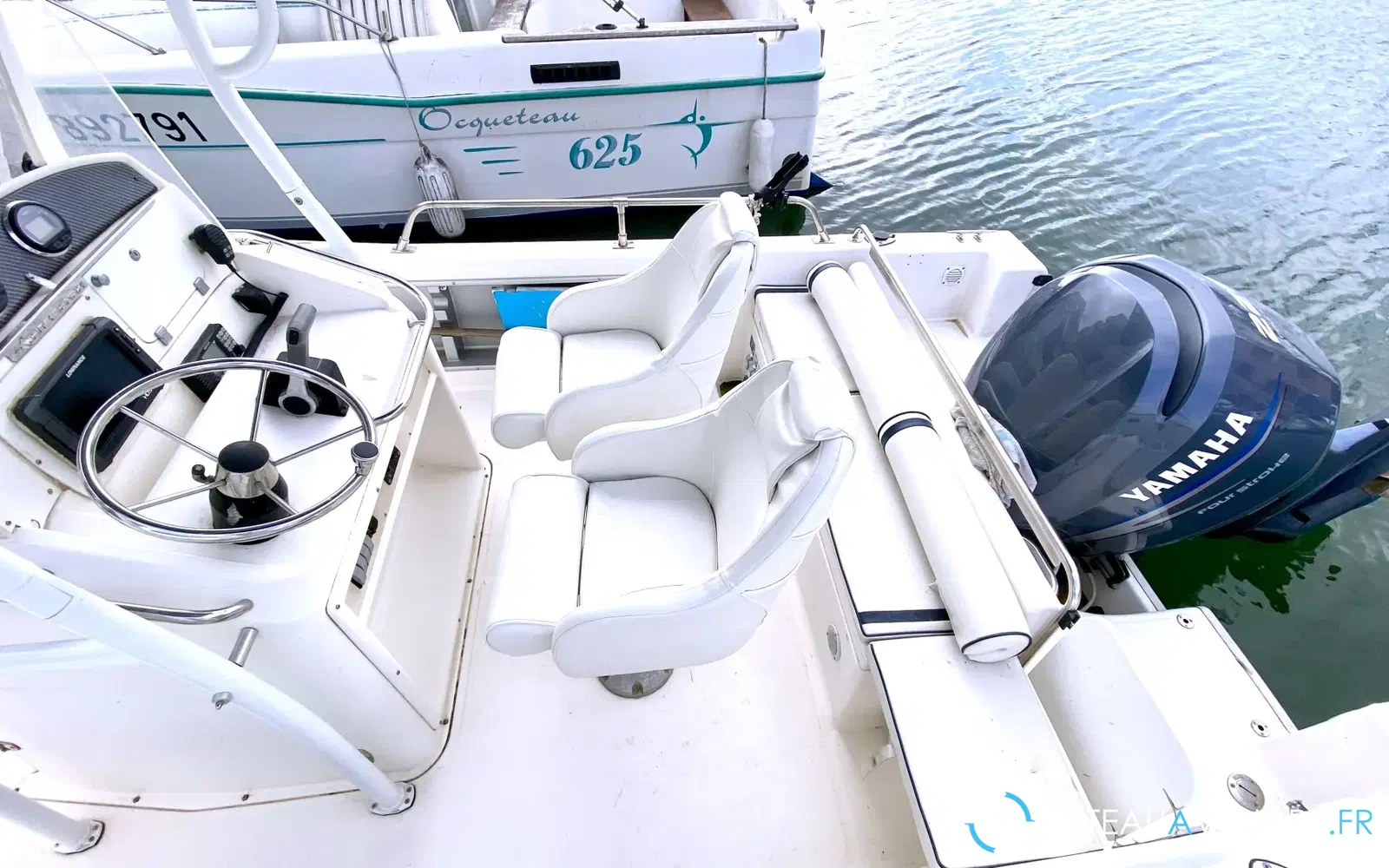 slider 8 Kelt White Shark 225