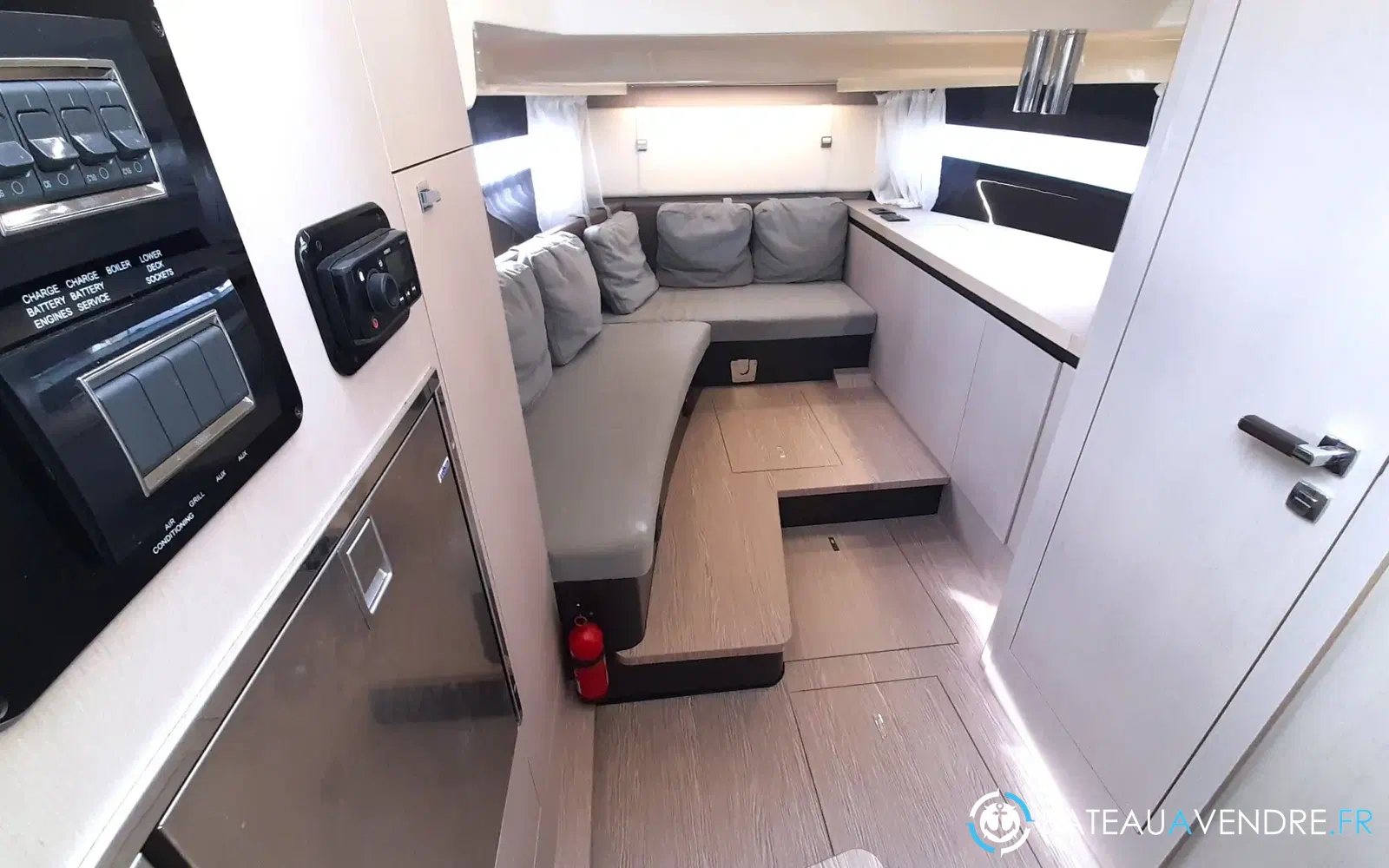 slider 10 Invictus 320 GT