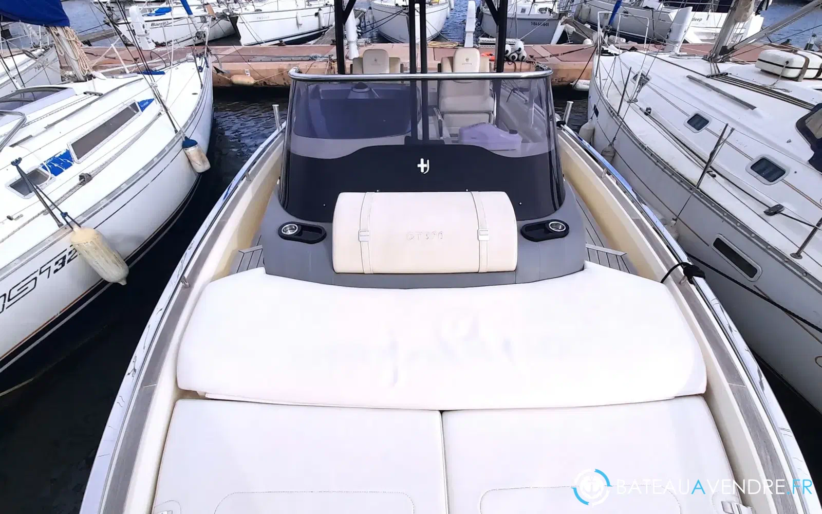 slider 14 Invictus 320 GT