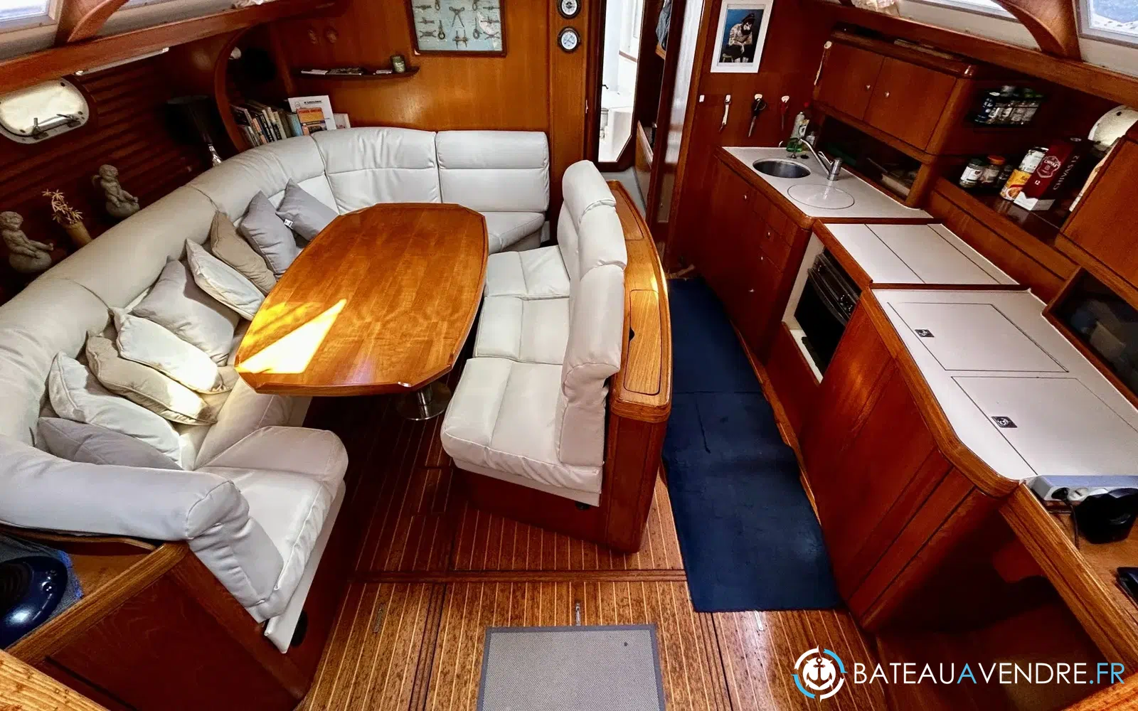 slider 10 Jeanneau Sun Odyssey 47