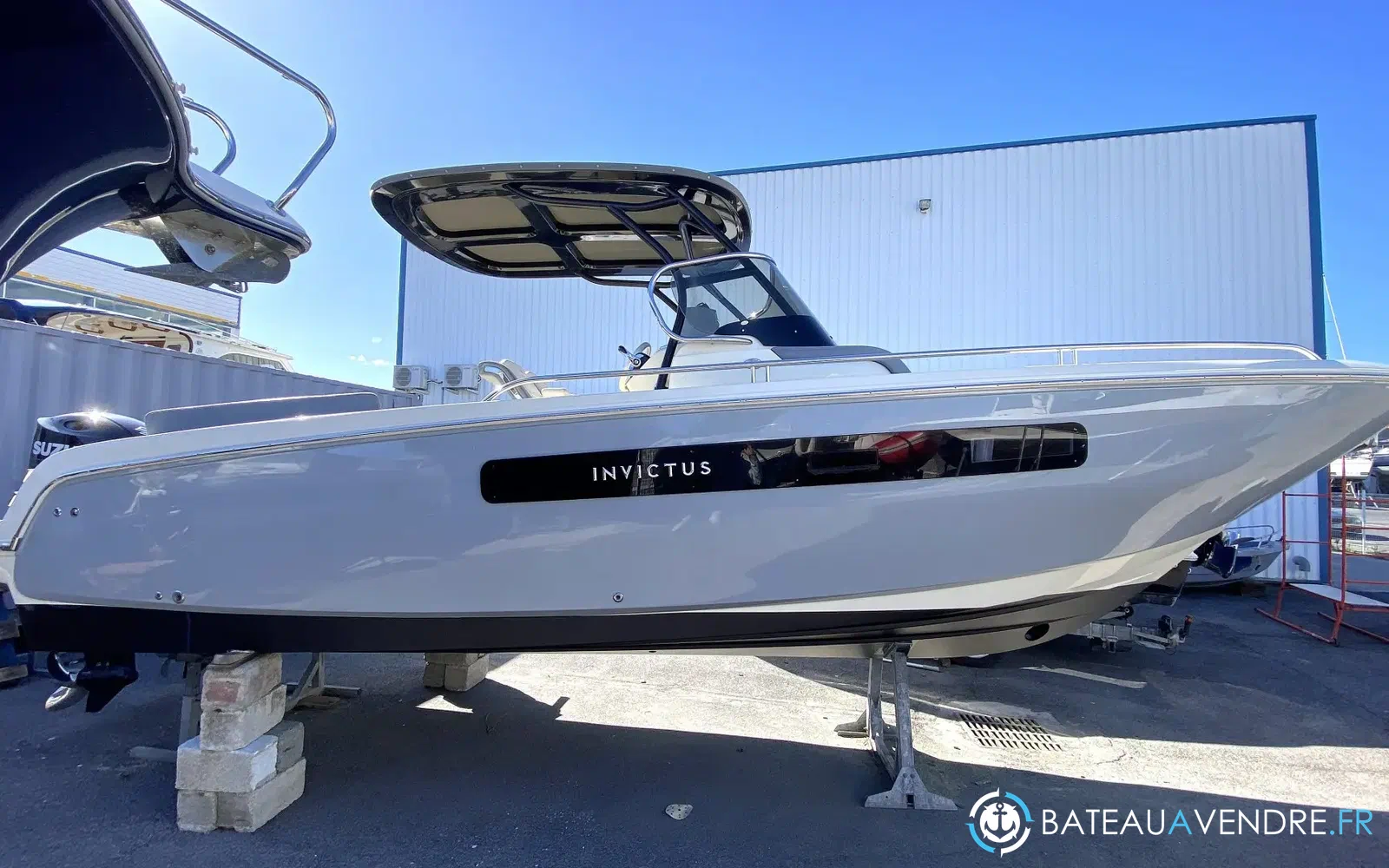 slider 2 Invictus 270 CX