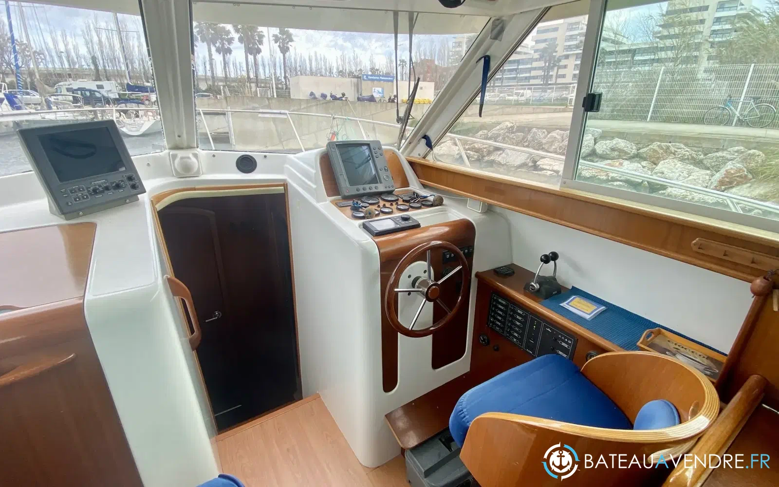 slider 9 Beneteau Antares 10.80