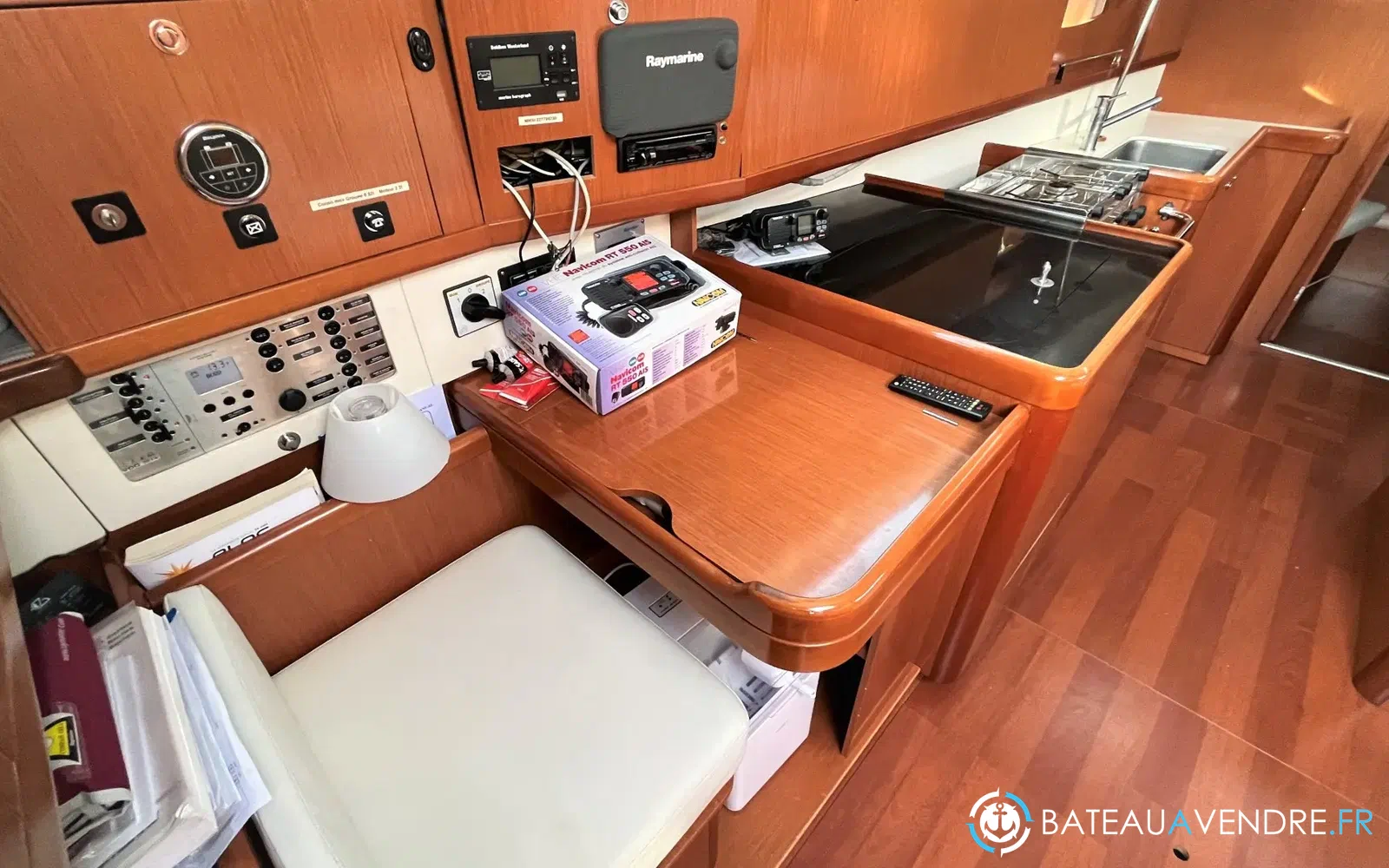 slider 12 Beneteau Oceanis 43