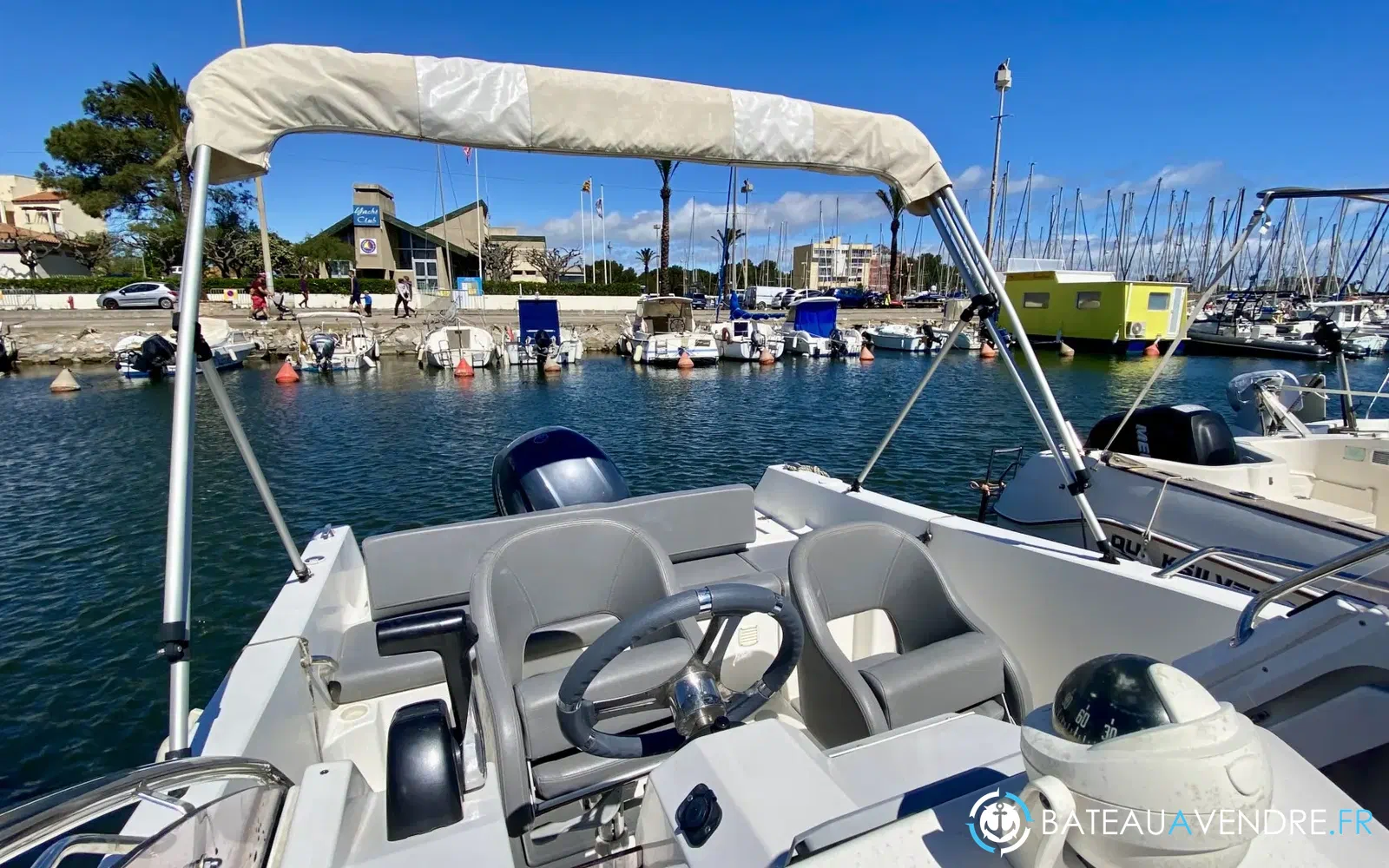 slider 11 Pacific Craft 650 SC