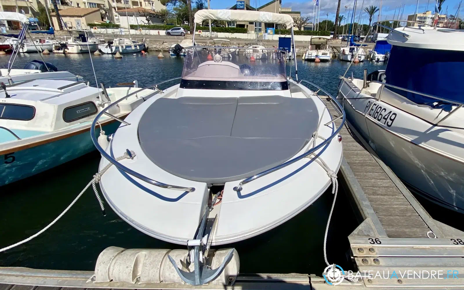 slider 1 Pacific Craft 650 SC