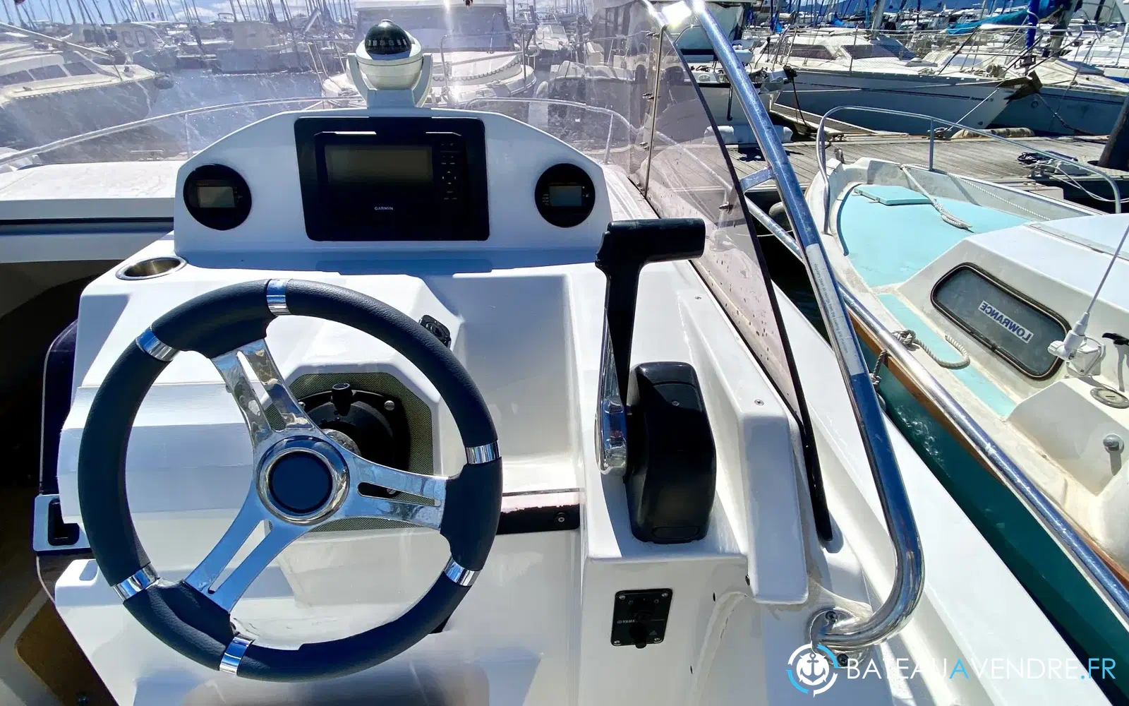 slider 7 Pacific Craft 650 SC
