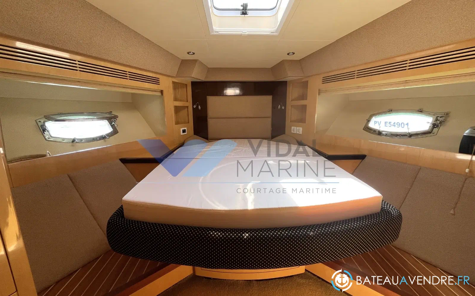 slider 16 Gulf Craft Majesty 56