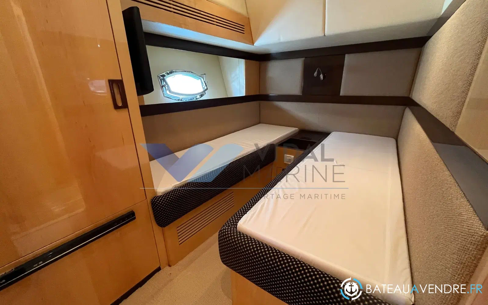 slider 18 Gulf Craft Majesty 56