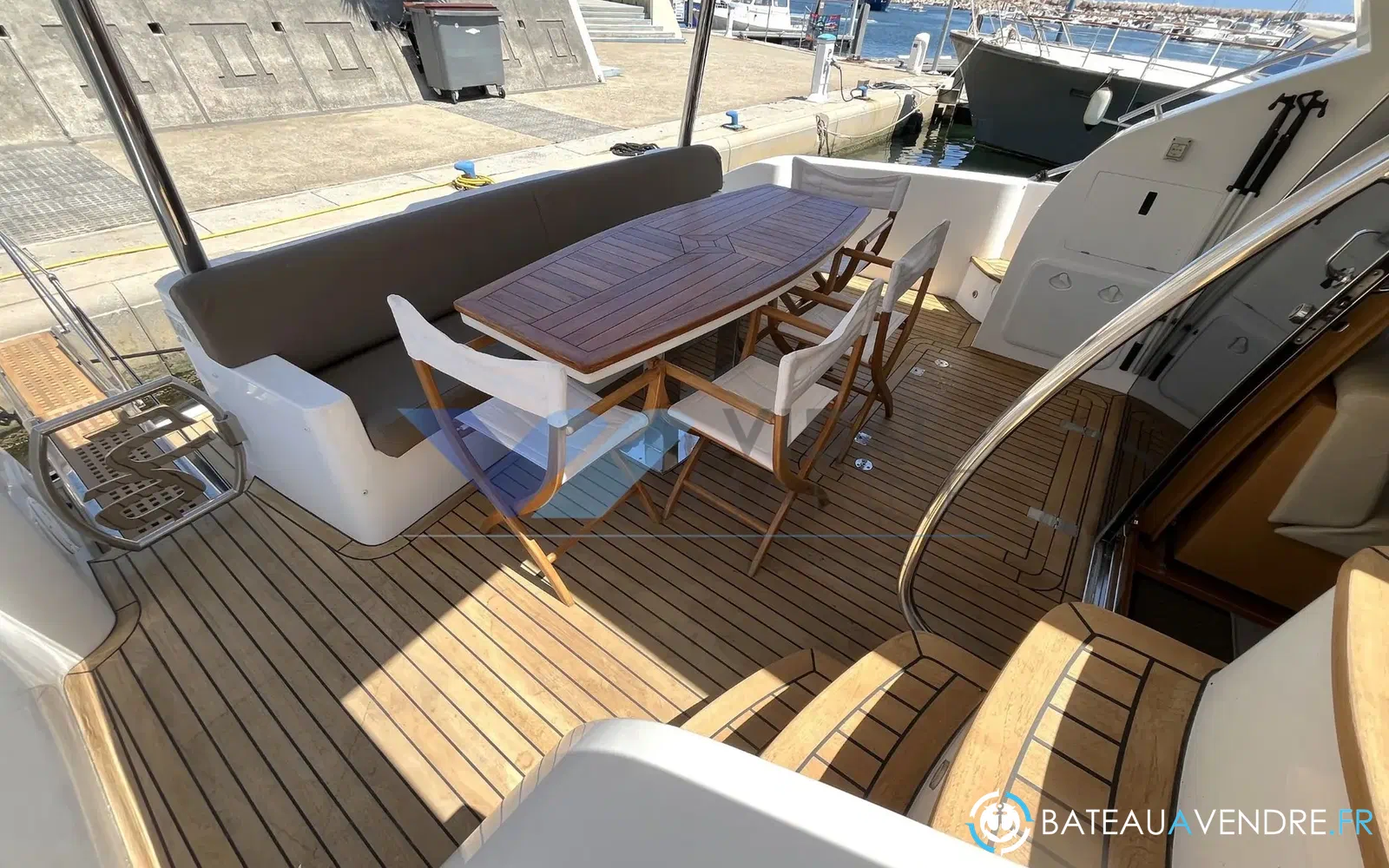 slider 2 Gulf Craft Majesty 56