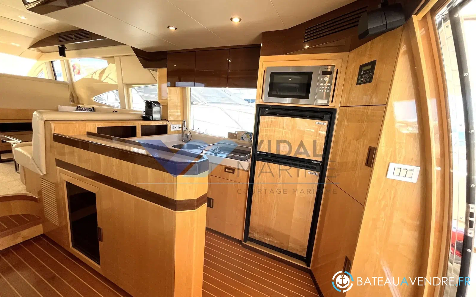 slider 3 Gulf Craft Majesty 56