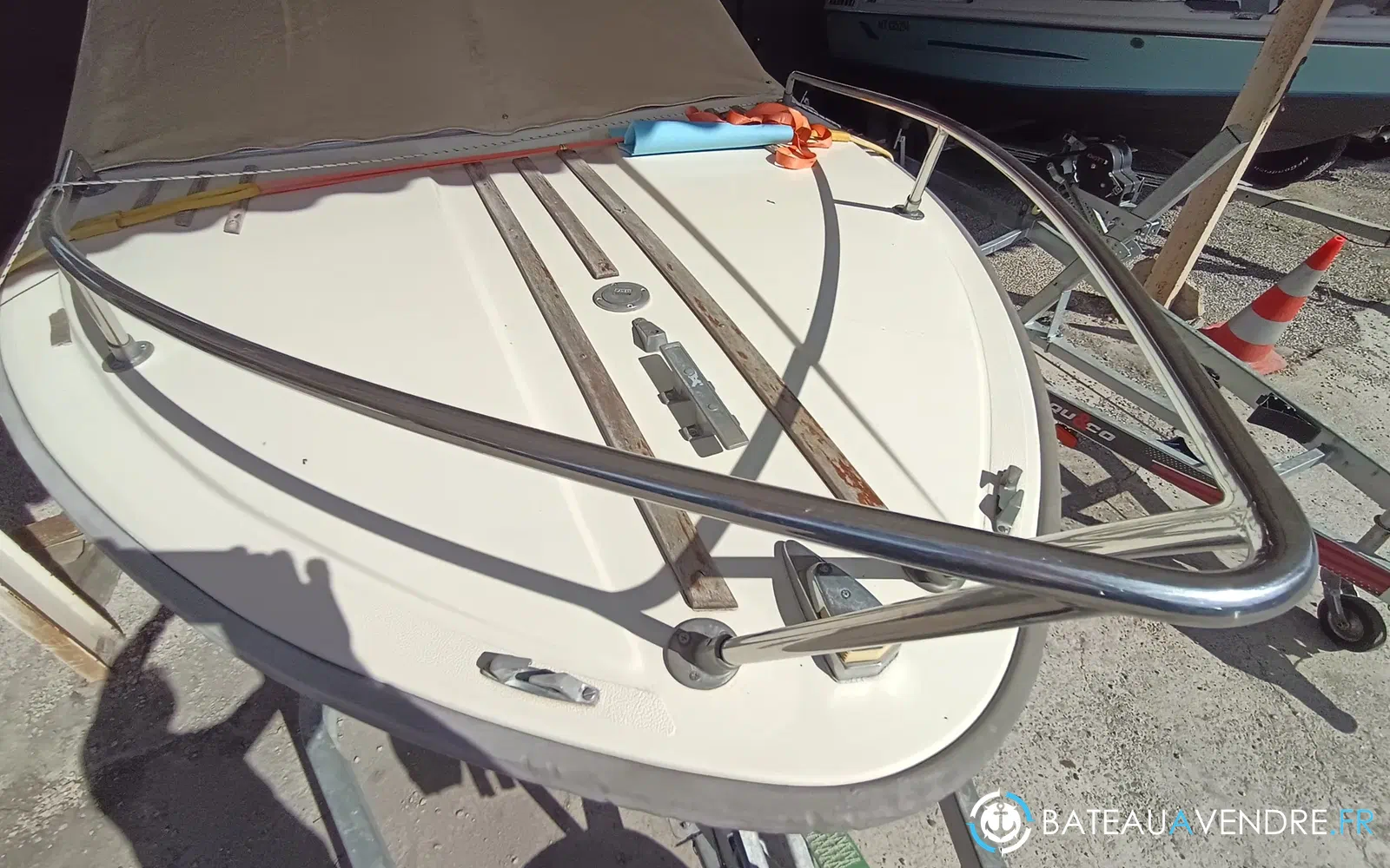 slider 49 Schweizer Saphir 650 GT