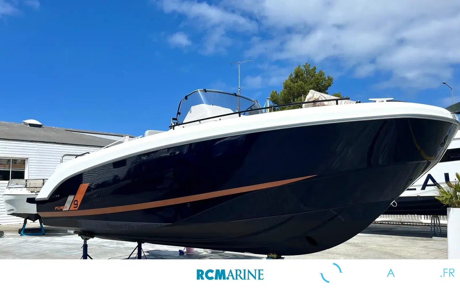 slider 2 Beneteau Flyer 9 Spacedeck