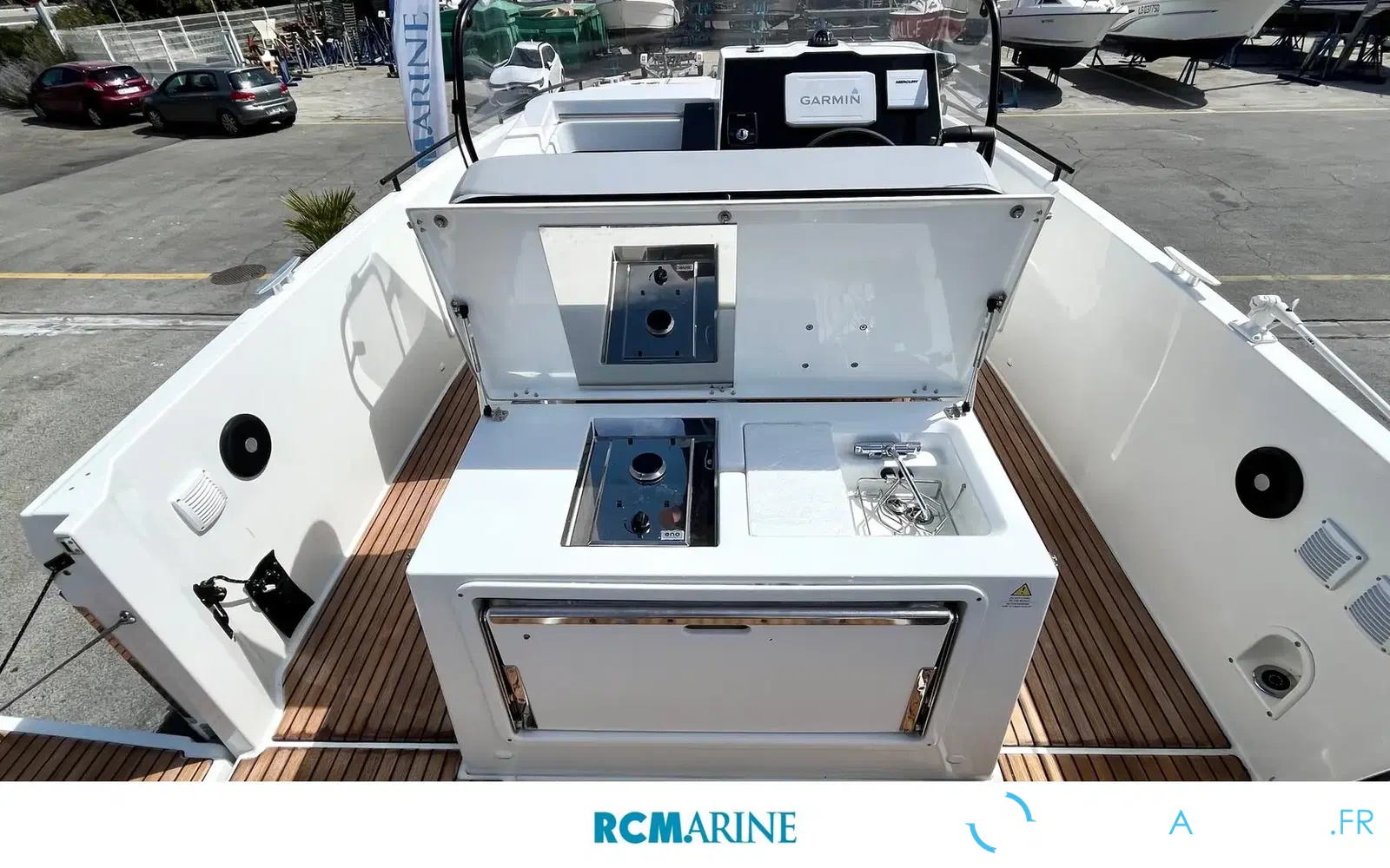 slider 5 Beneteau Flyer 9 Spacedeck