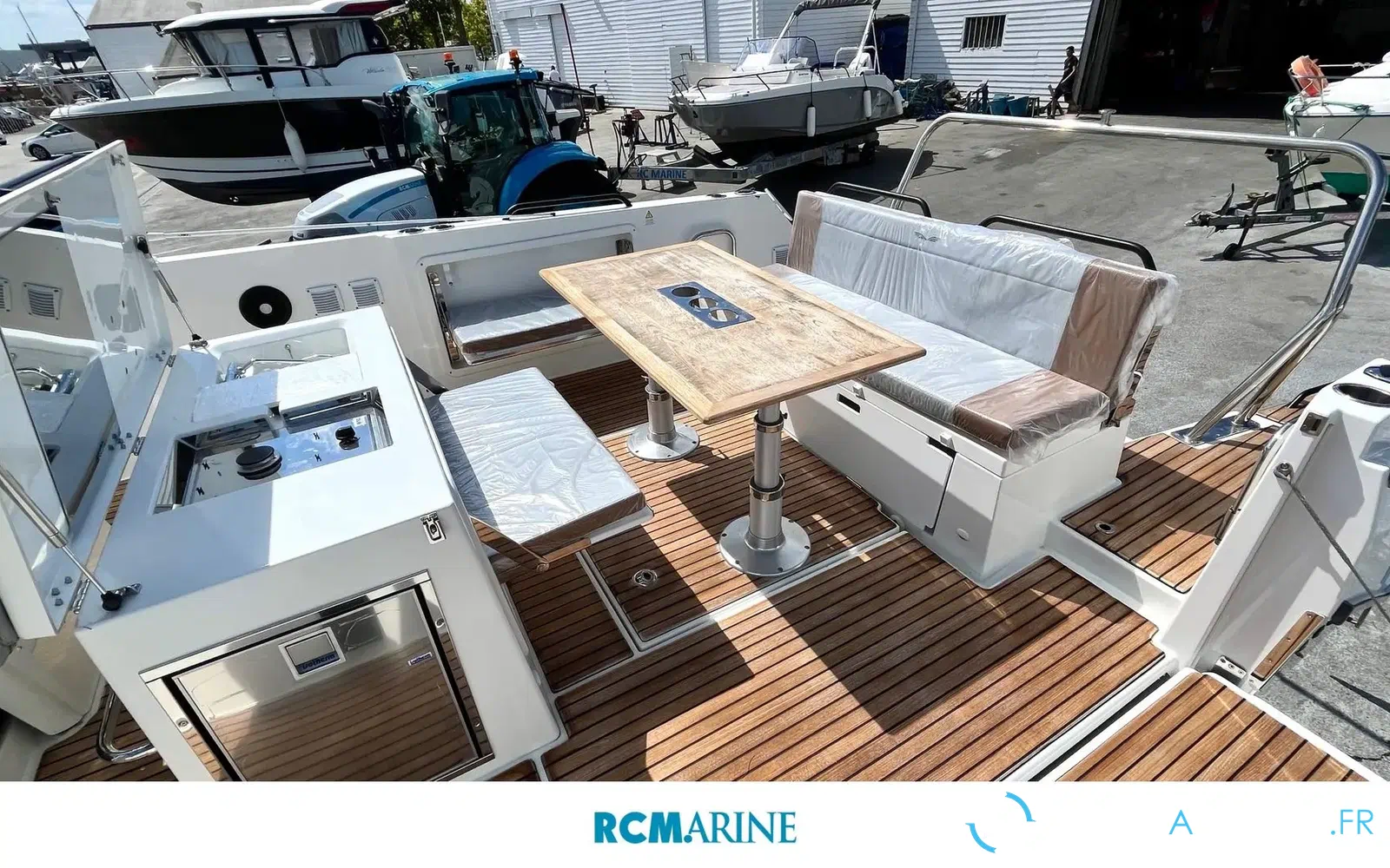slider 6 Beneteau Flyer 9 Spacedeck