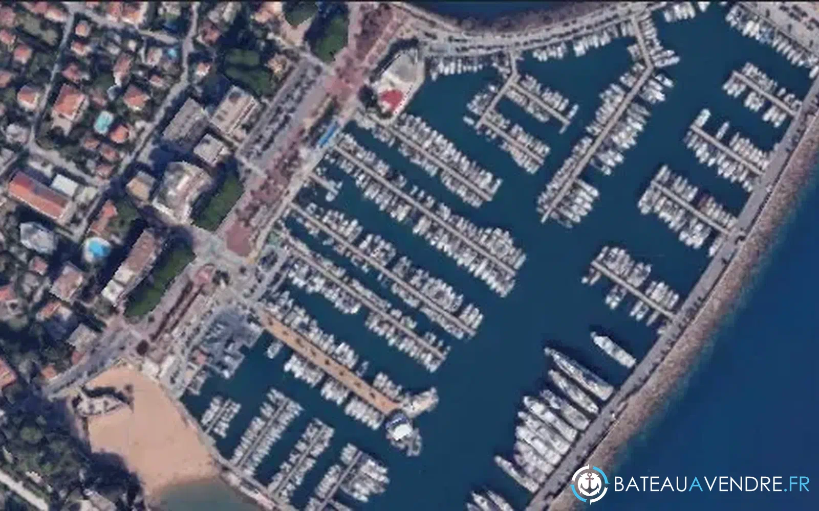 slider 2 Place de port Cat 2ter