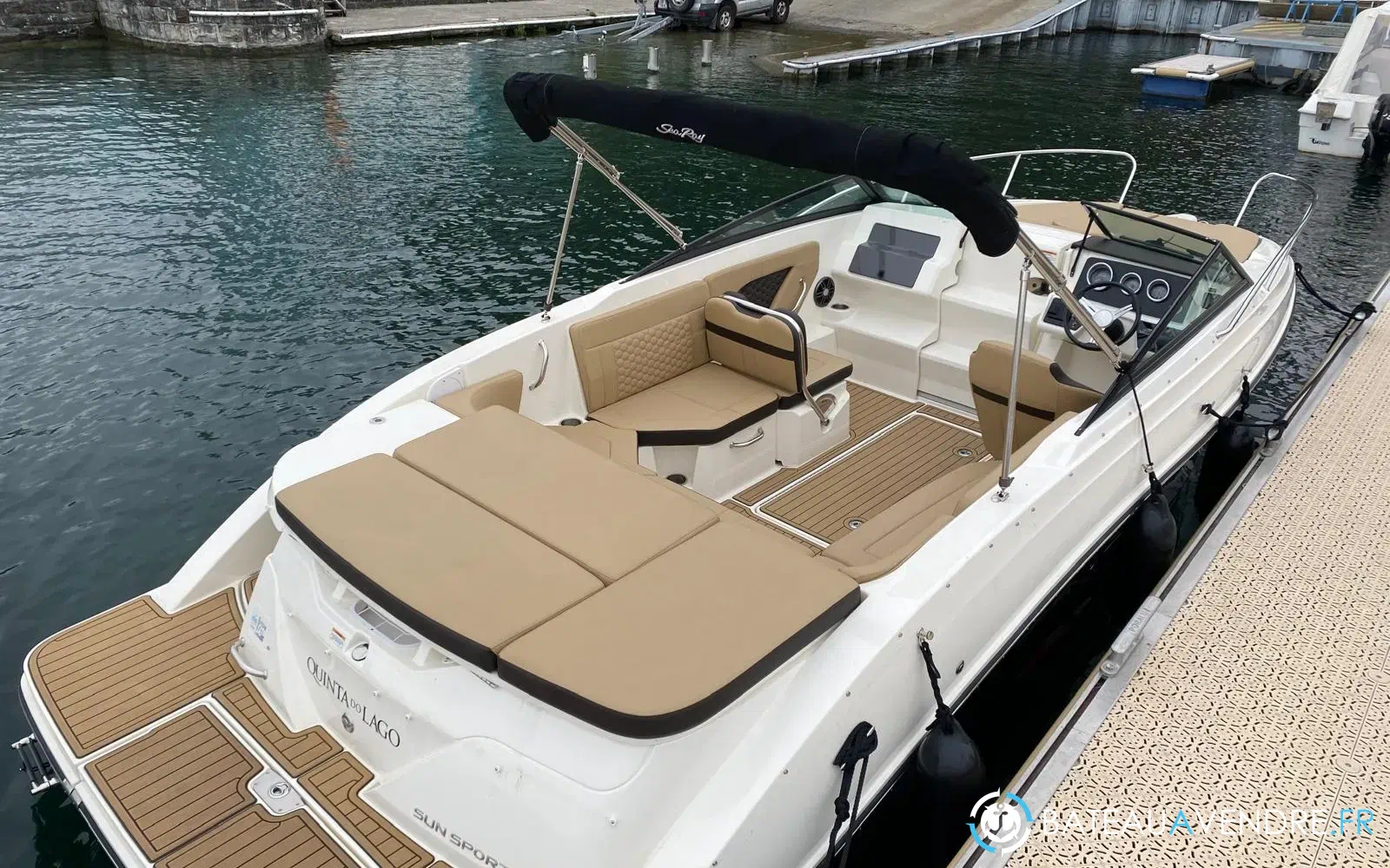 slider 2 Sea Ray 230 Sun Sport