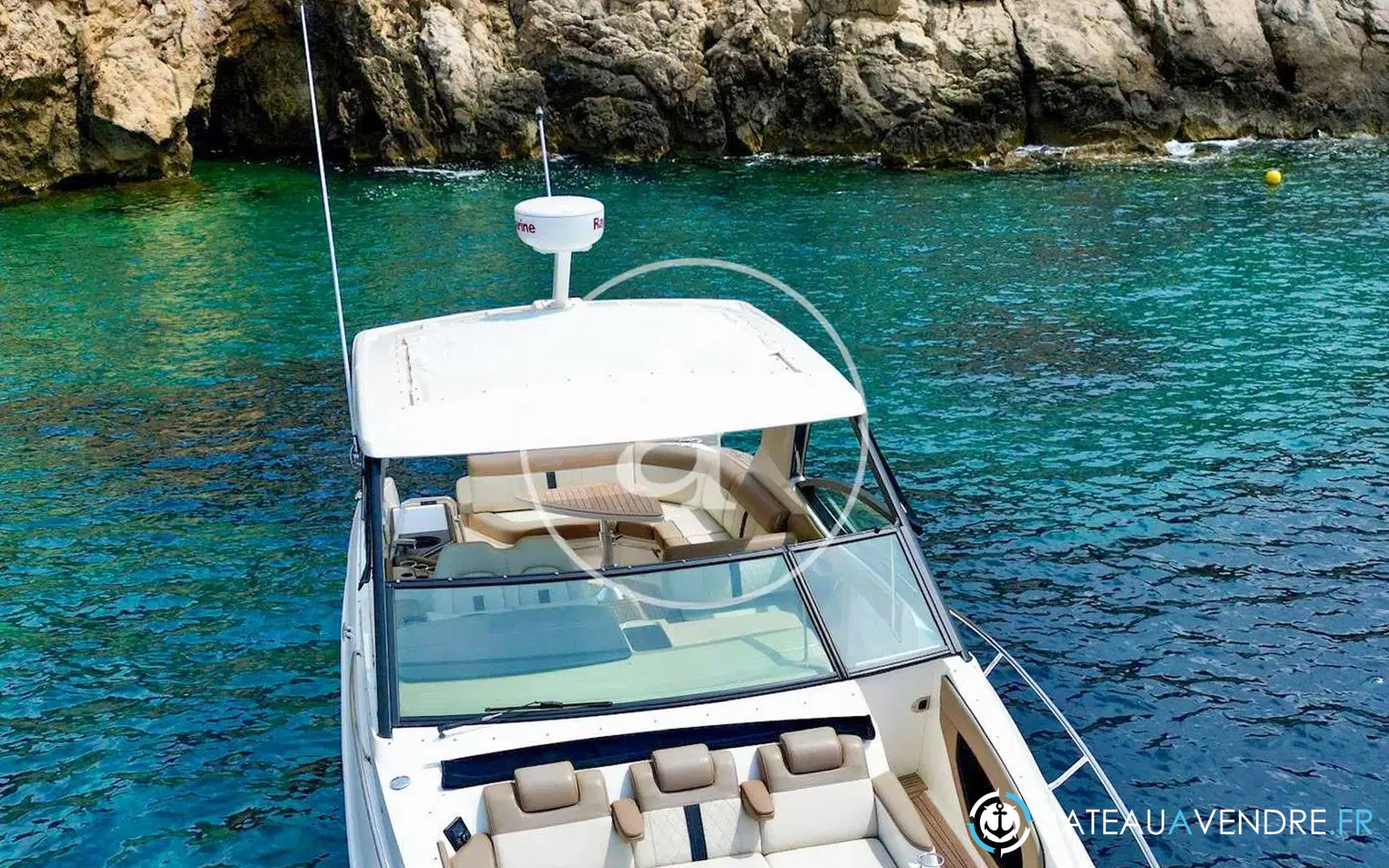 slider 1 Sea Ray 320 Sundancer