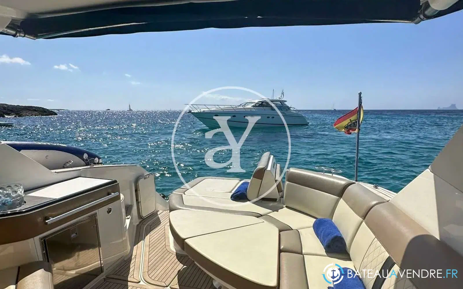 slider 2 Sea Ray 320 Sundancer