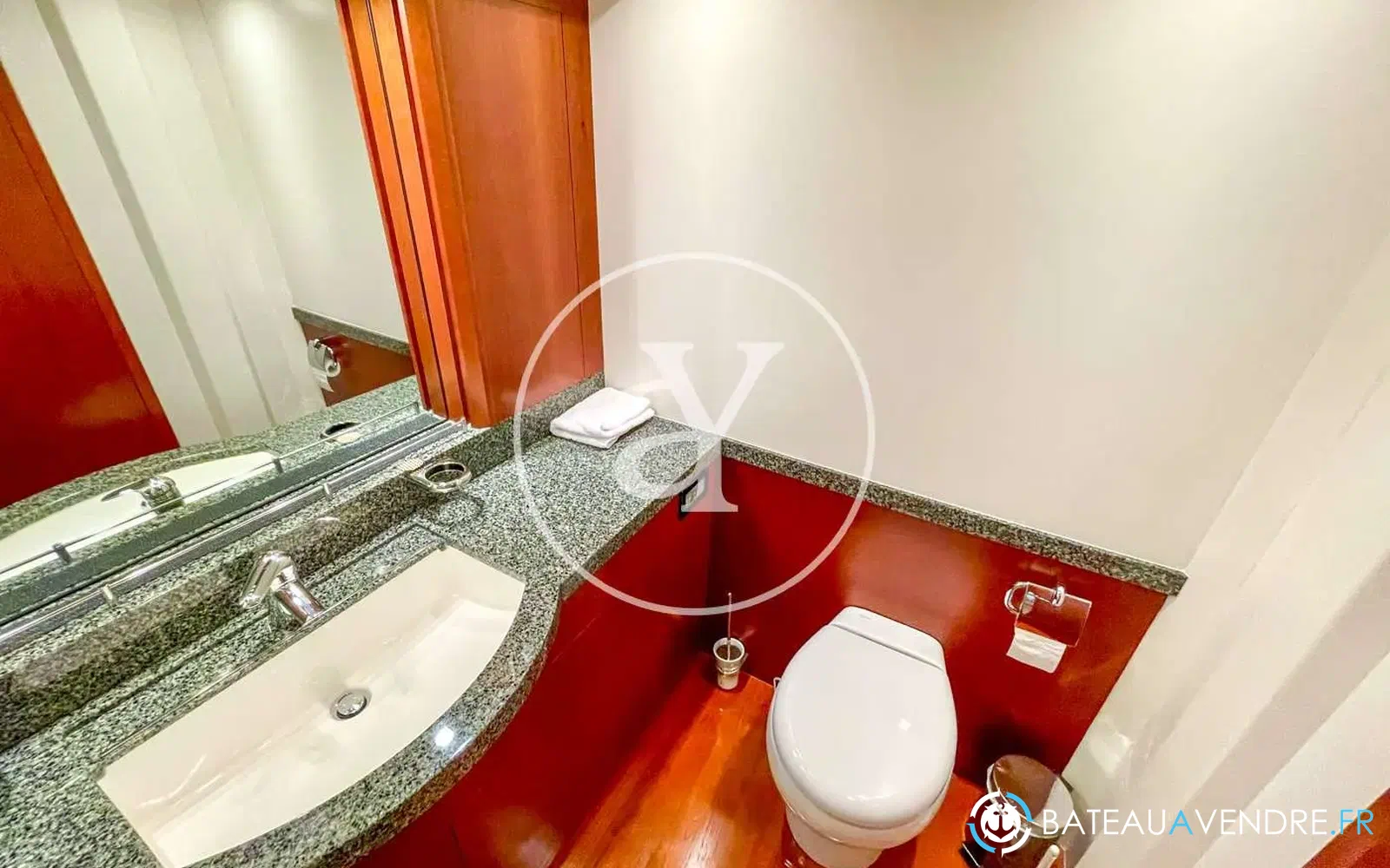 slider 28 Princess V70