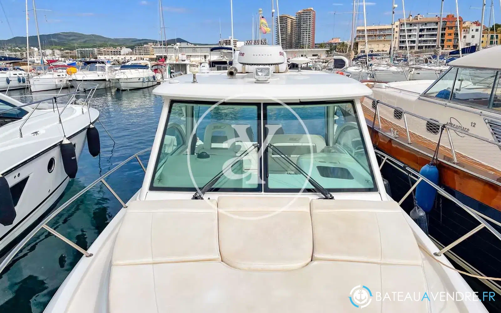 slider 22 Boston Whaler 315 Conquest