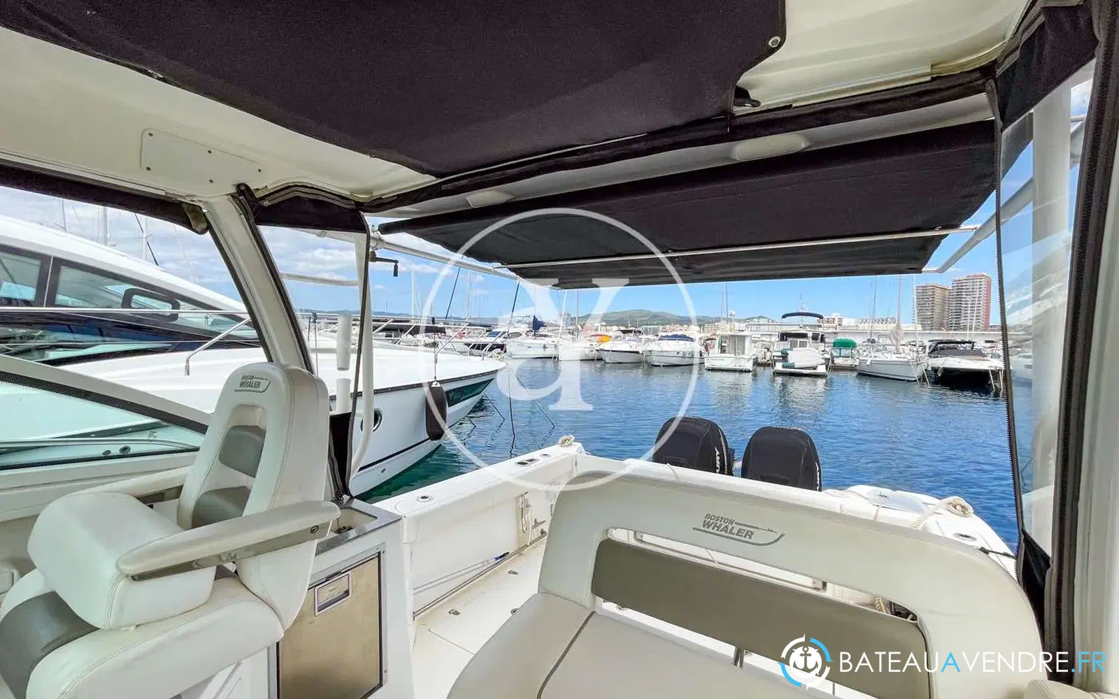 slider 24 Boston Whaler 315 Conquest