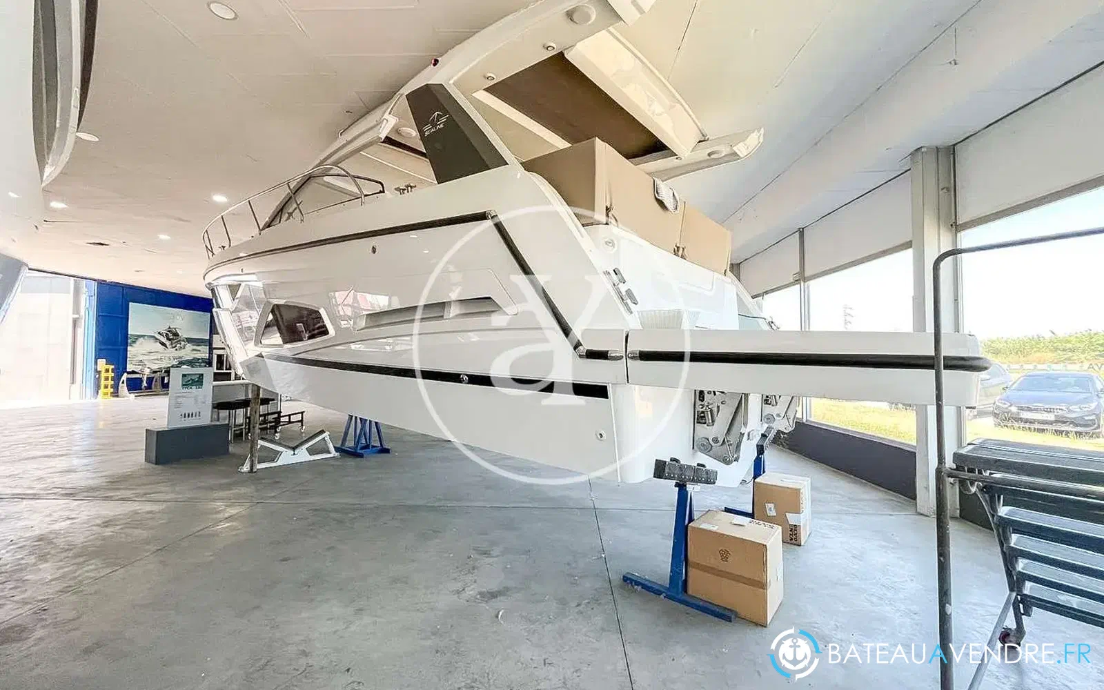 slider 0 Sealine S430