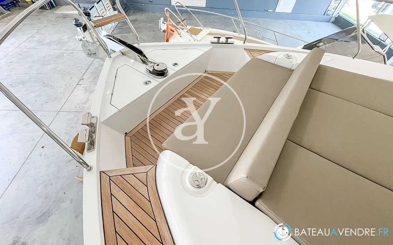 slider 24 Sealine S430