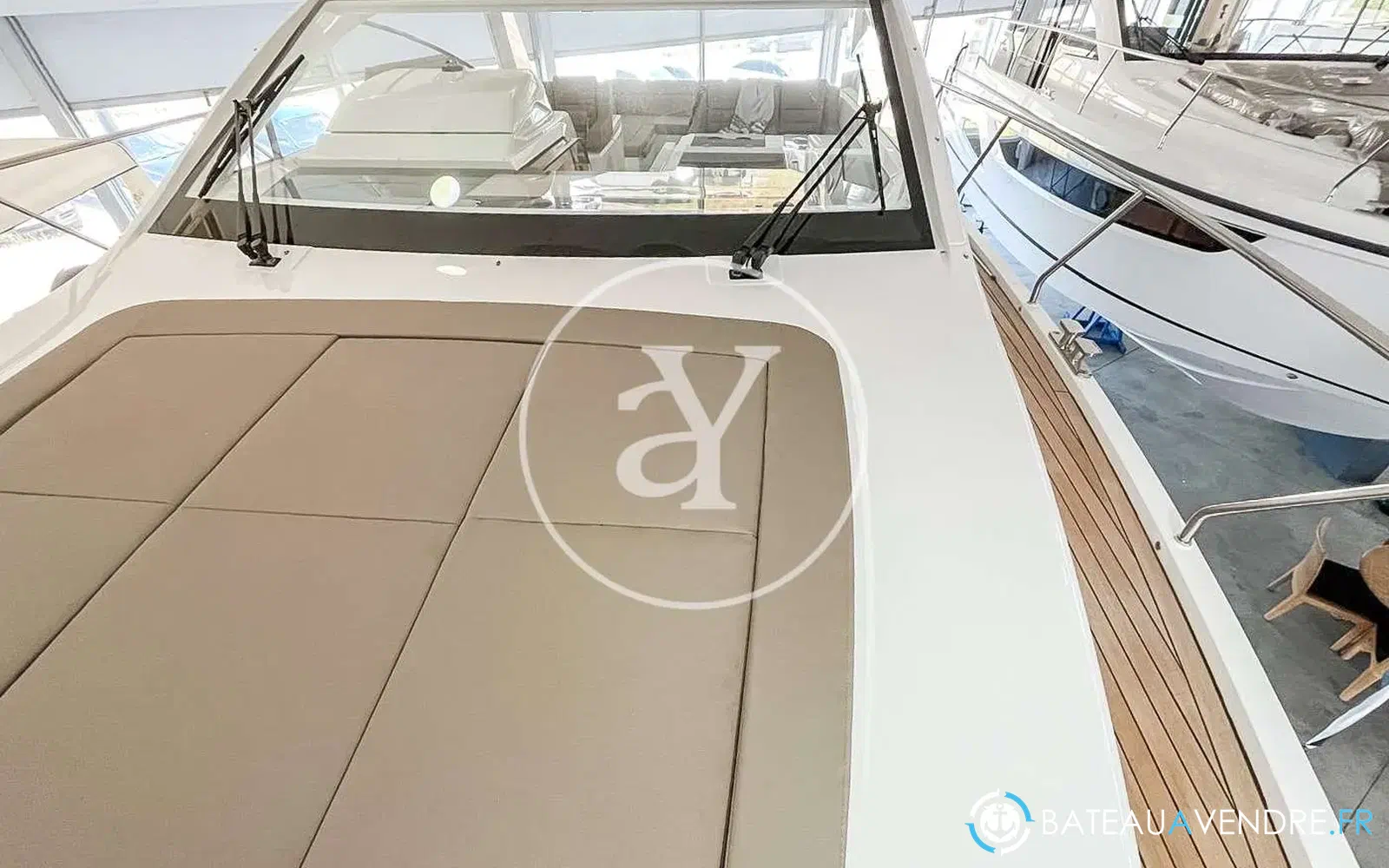 slider 27 Sealine S430