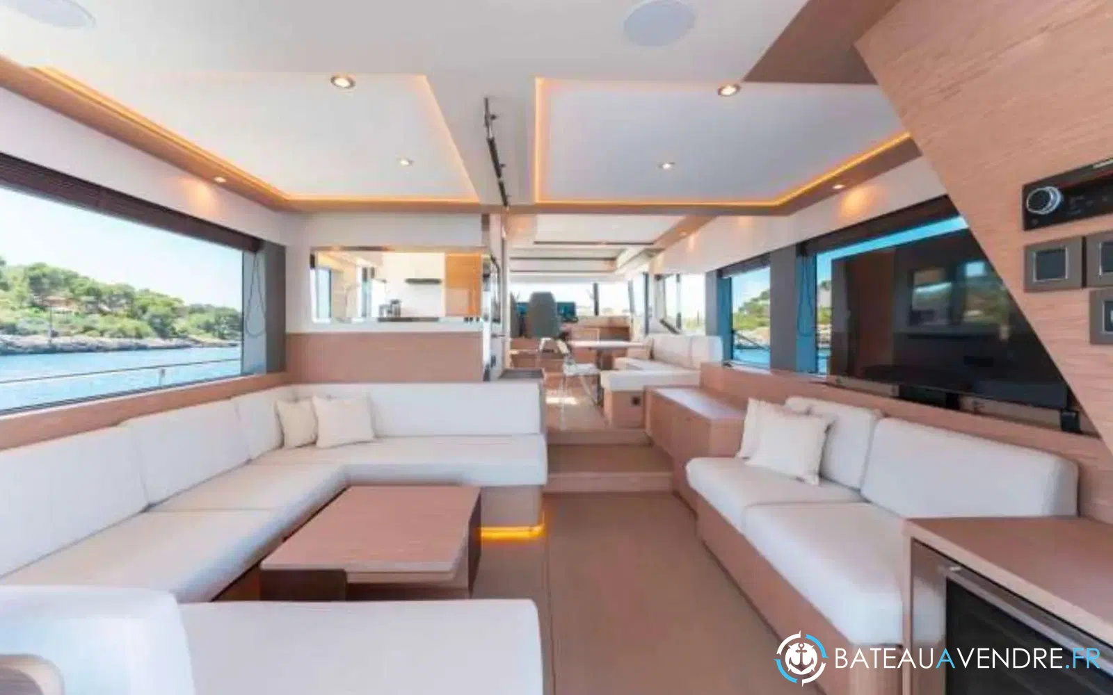 slider 17 Beneteau Grand Trawler 62