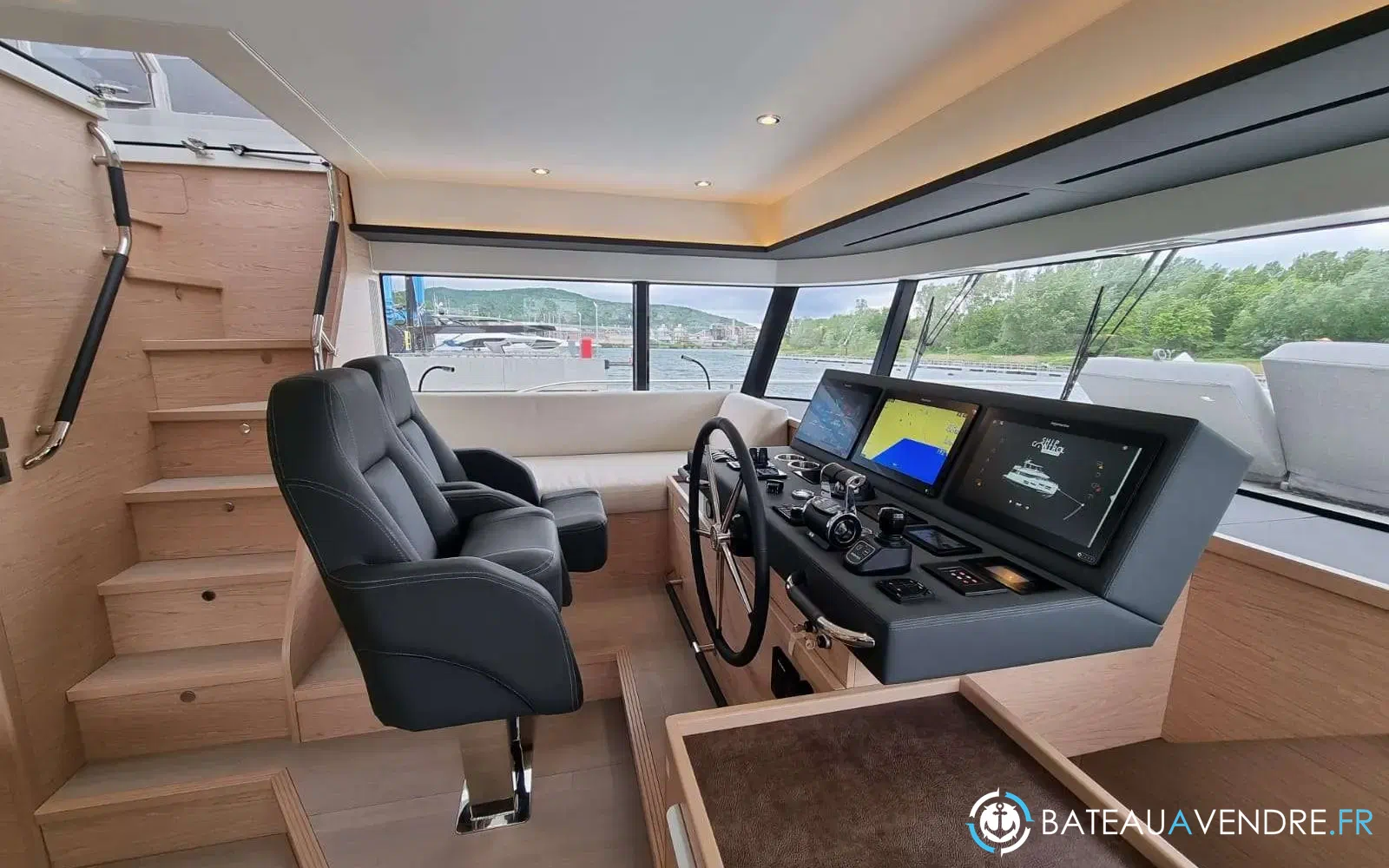 slider 30 Beneteau Grand Trawler 62