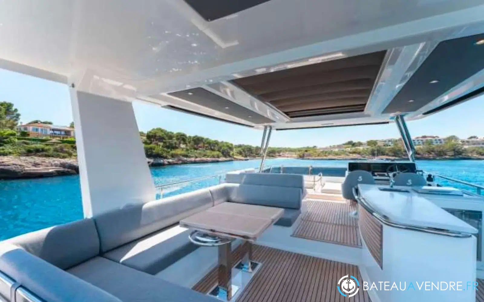 slider 34 Beneteau Grand Trawler 62