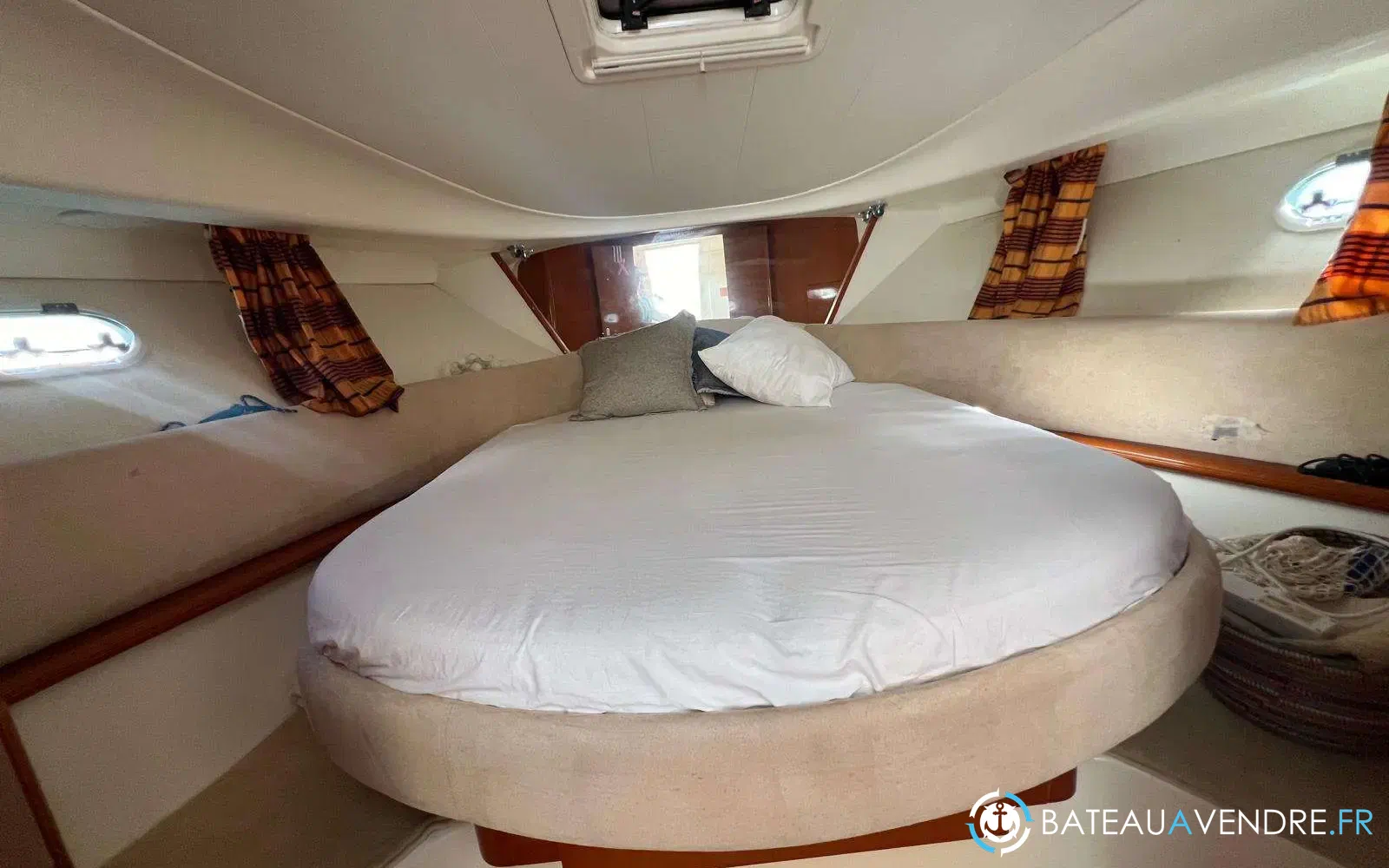 slider 9 Jeanneau Prestige 34 Open