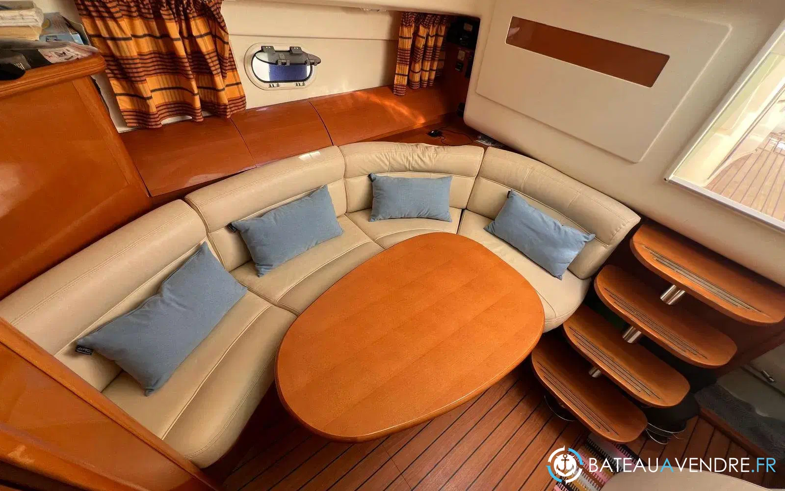 slider 21 Jeanneau Prestige 34 Open