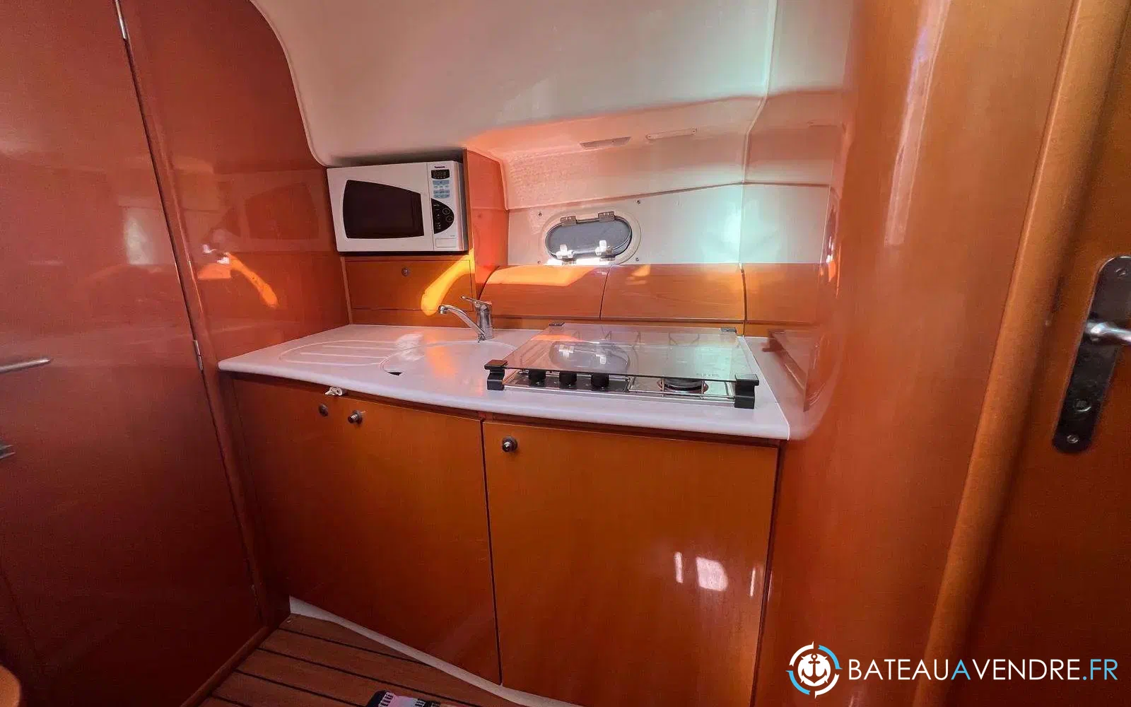 slider 6 Jeanneau Prestige 34 Open