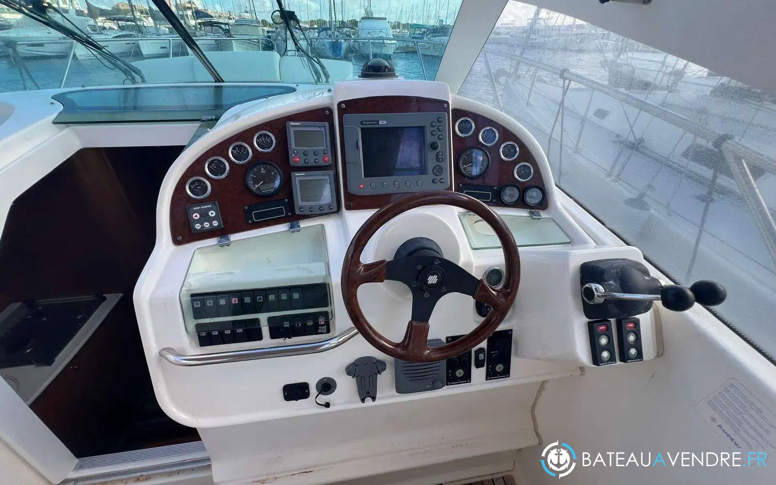 slider 8 Jeanneau Prestige 34 Open