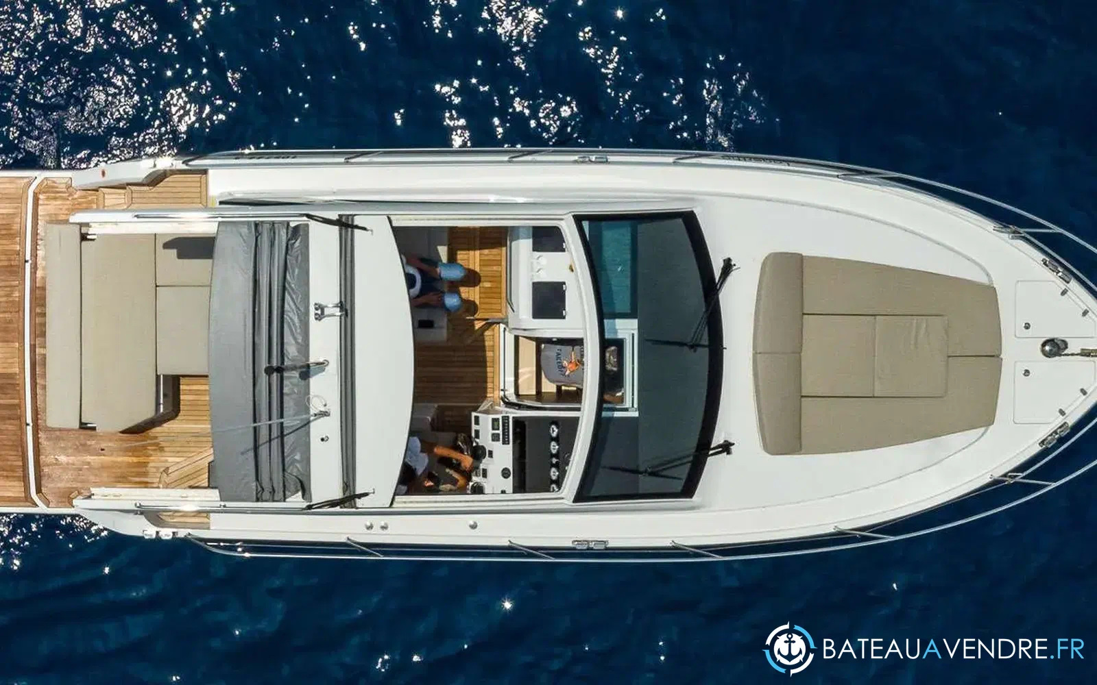 slider 21 Sealine 330 Sport